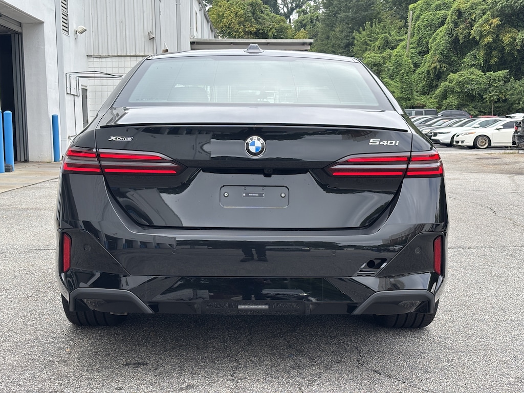 New 2027 BMW 540i xDrive Sedan