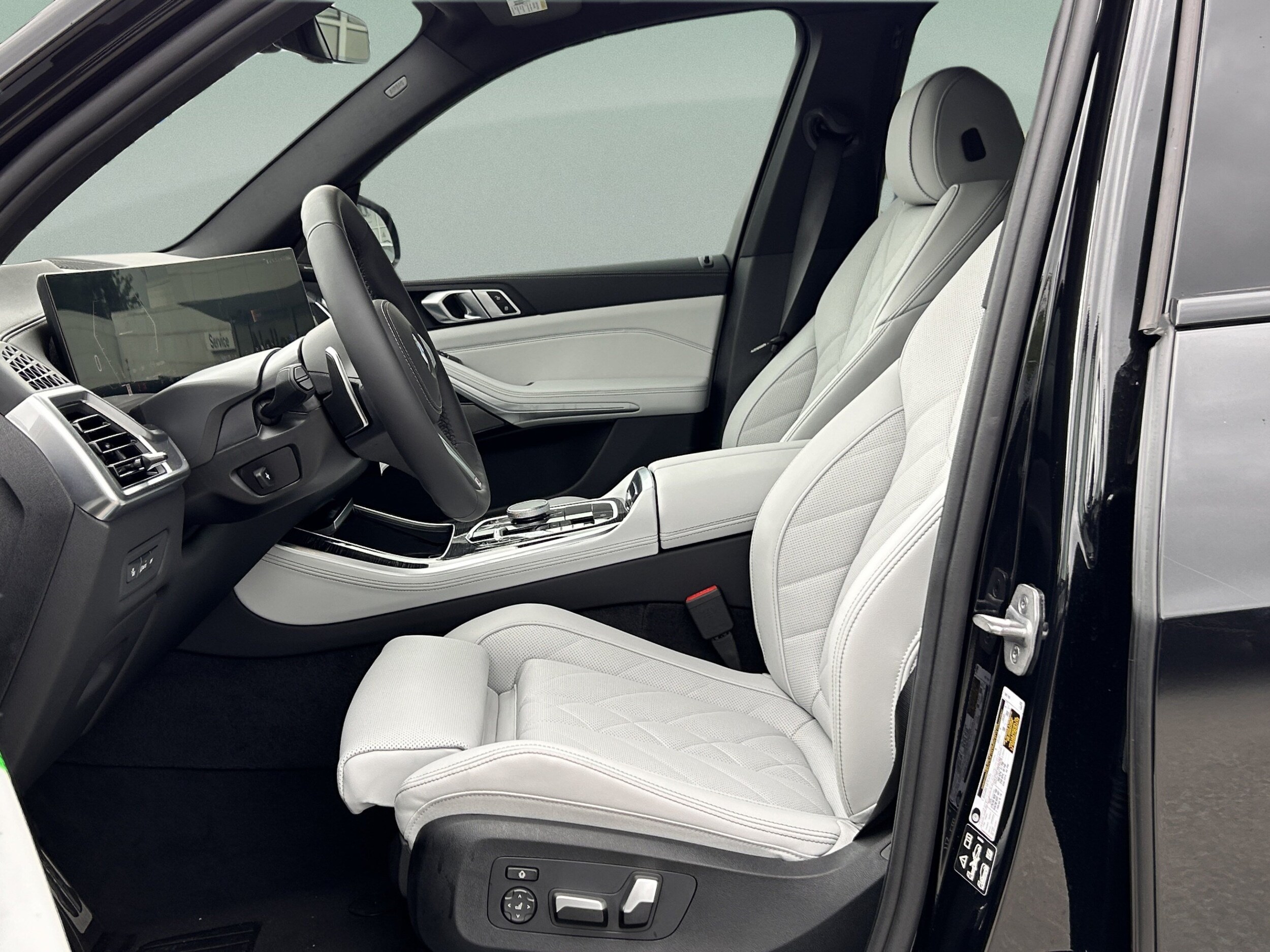2026 BMW X5 40i - Photo 23