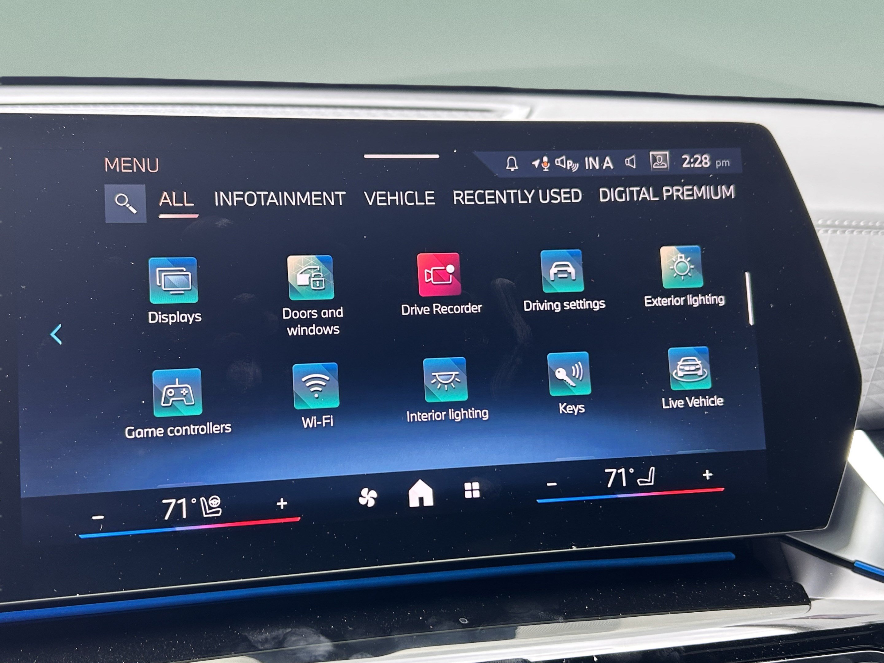 2026 BMW X2 28i - Photo 10