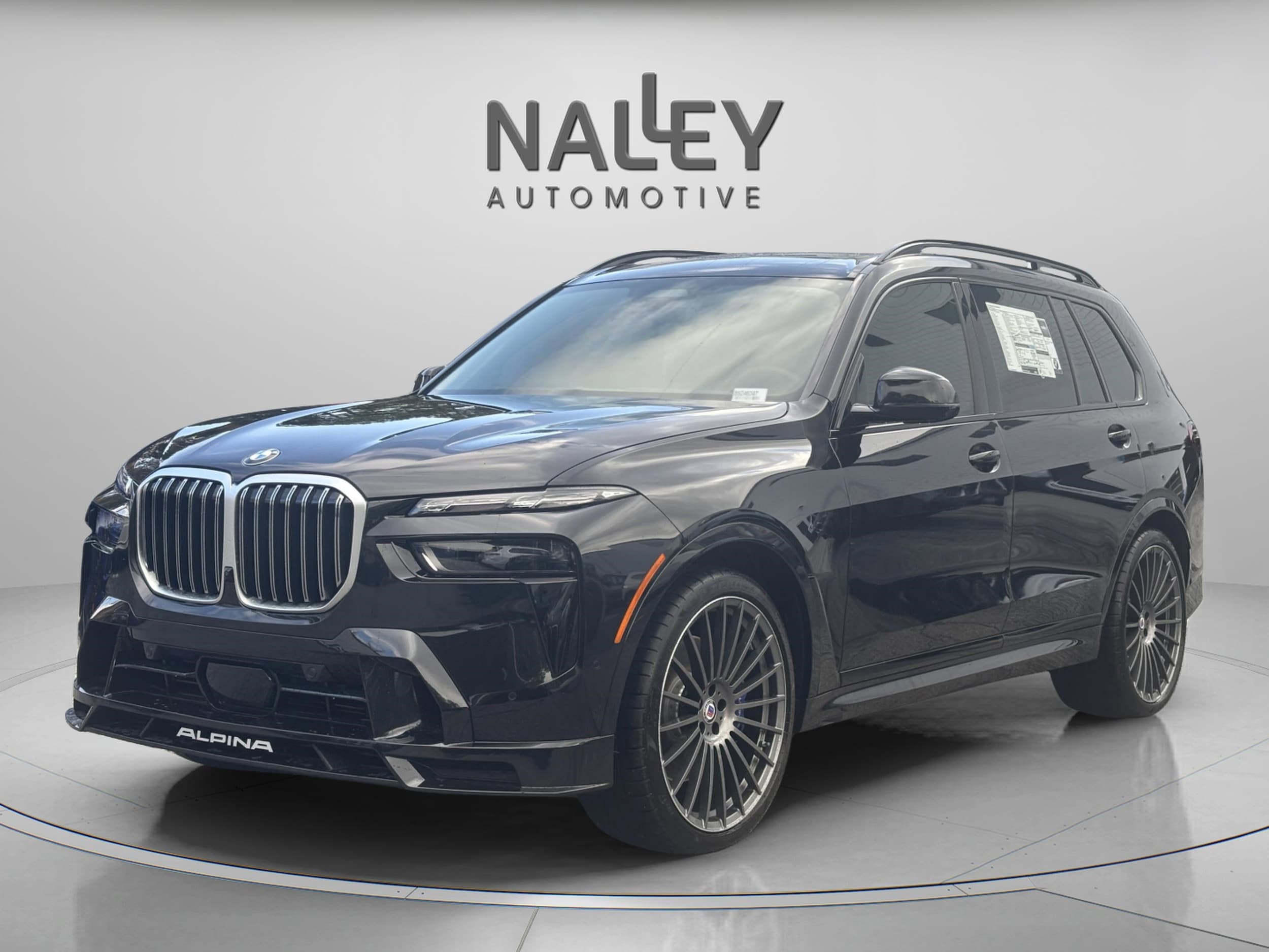 2025 BMW X7 ALPINA XB7's photo