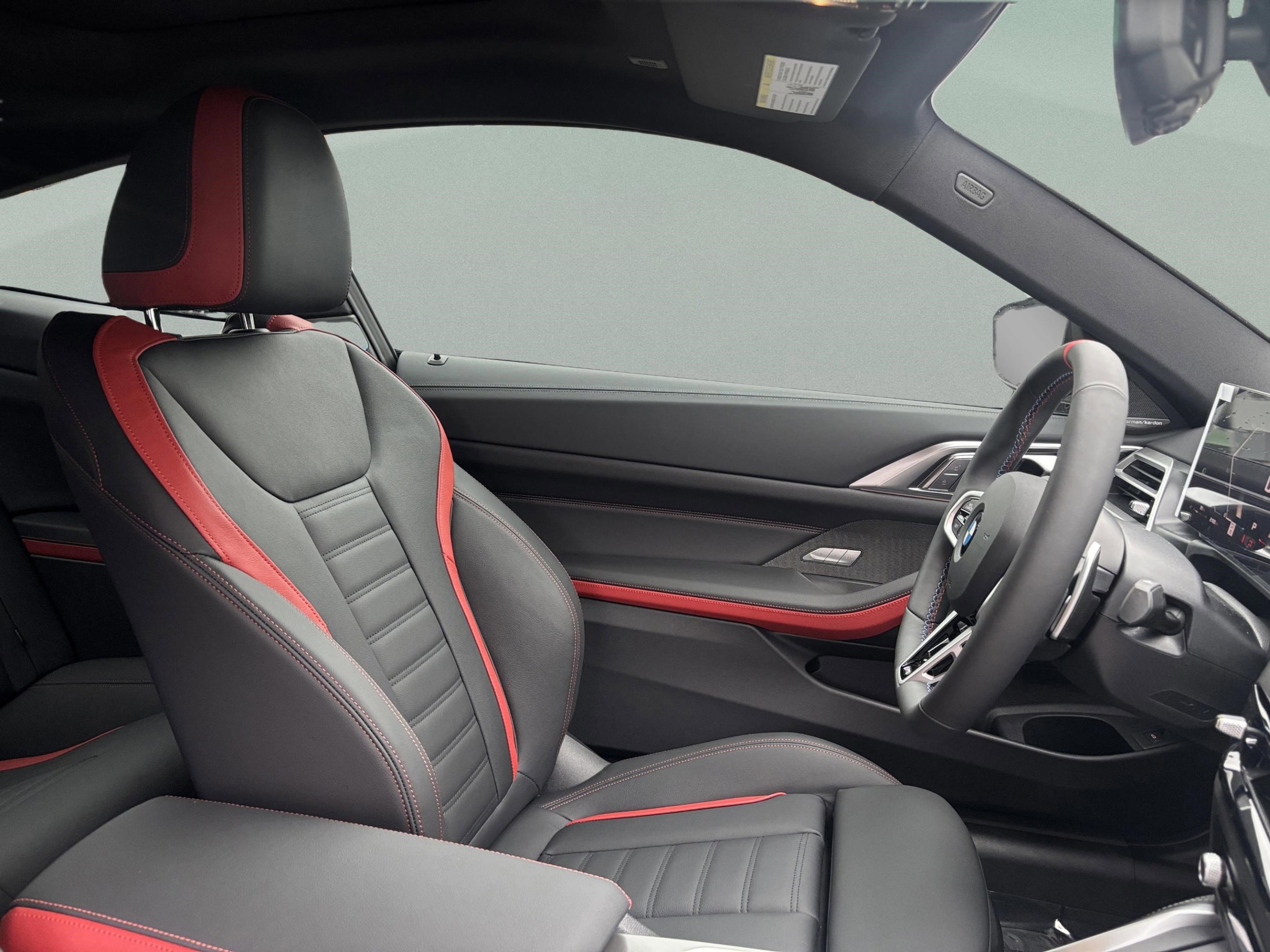 2026 BMW 4 Series M440i - Photo 28