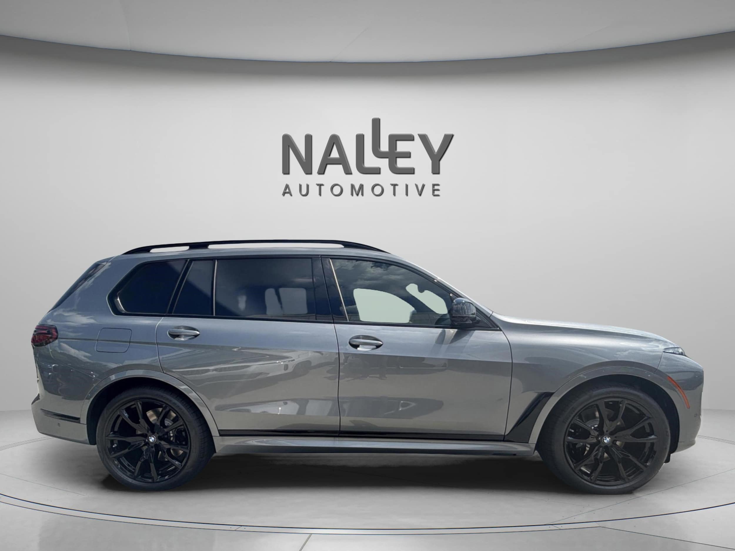2026 BMW X7 M60i - Photo 6