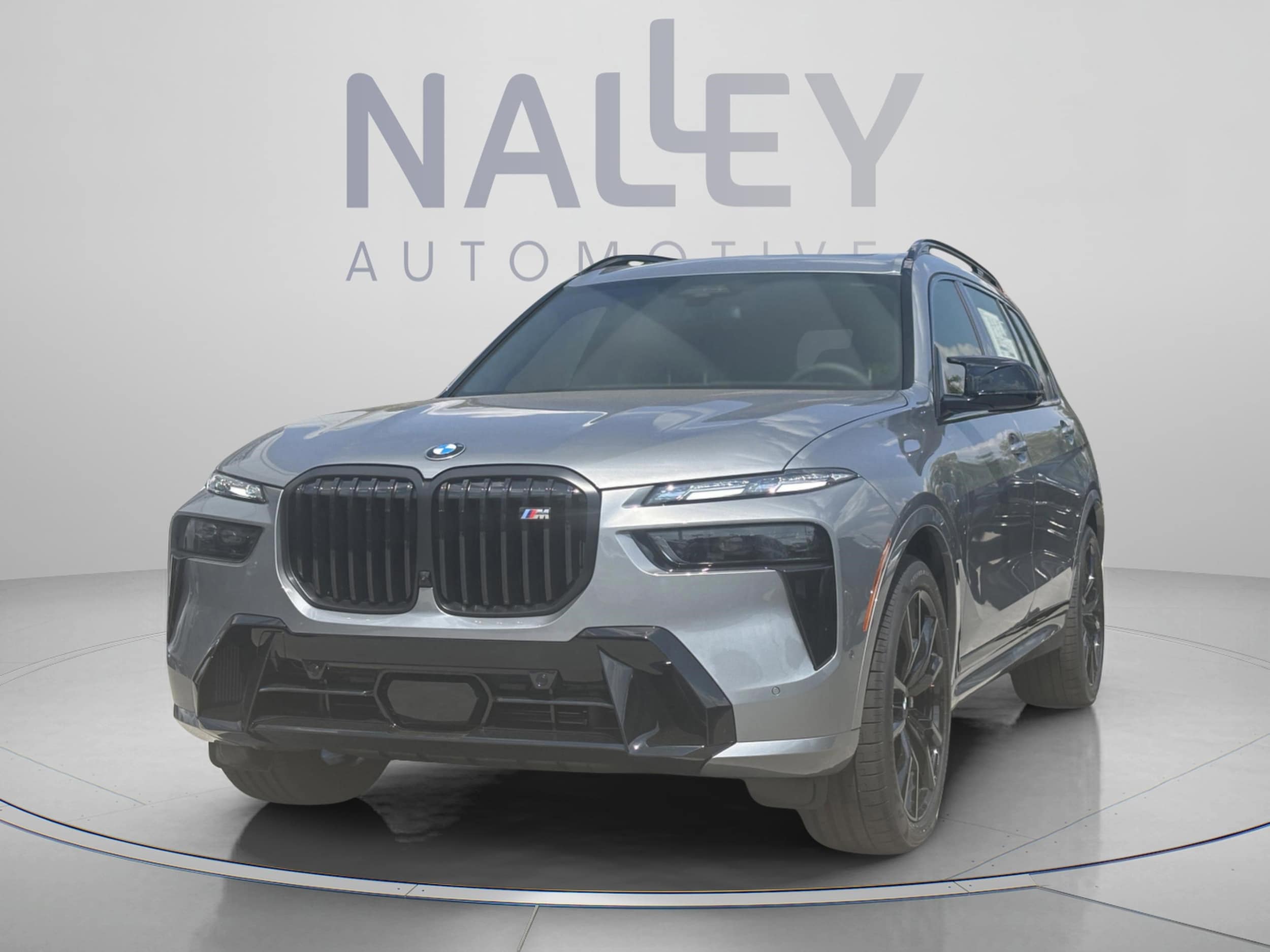 2026 BMW X7 M60i's photo