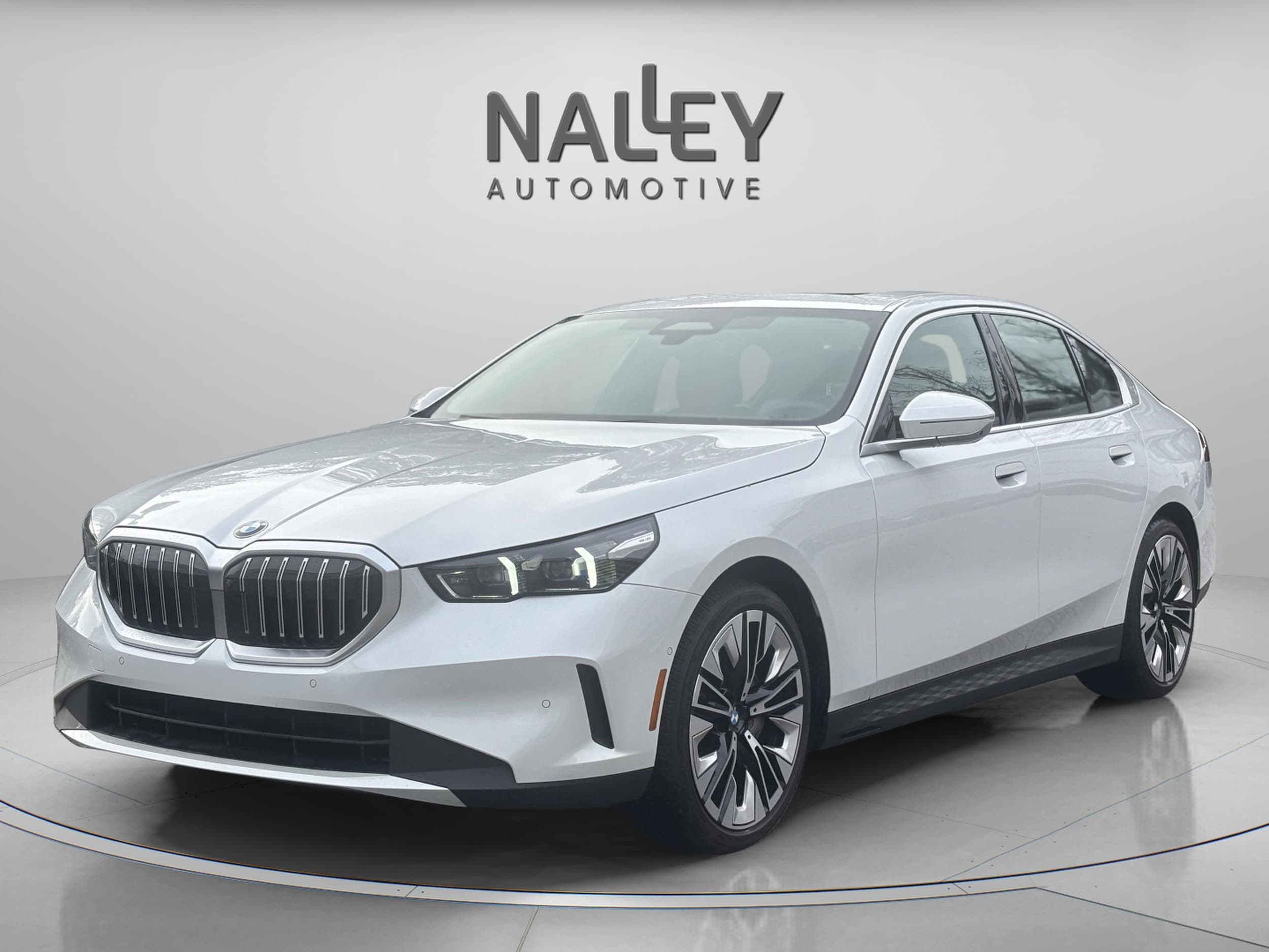 2025 BMW 5 Series 540i's photo