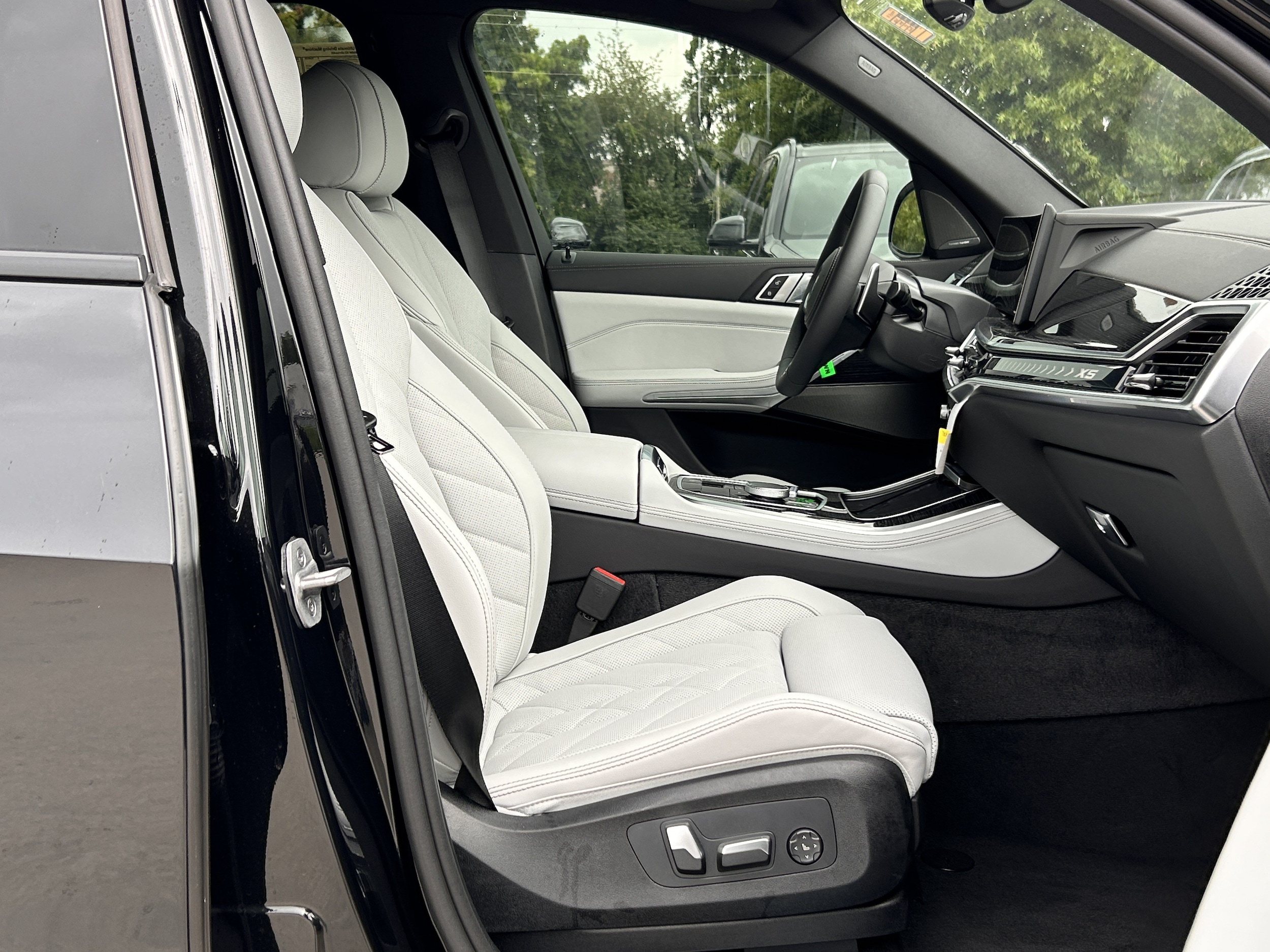 2026 BMW X5 40i - Photo 34