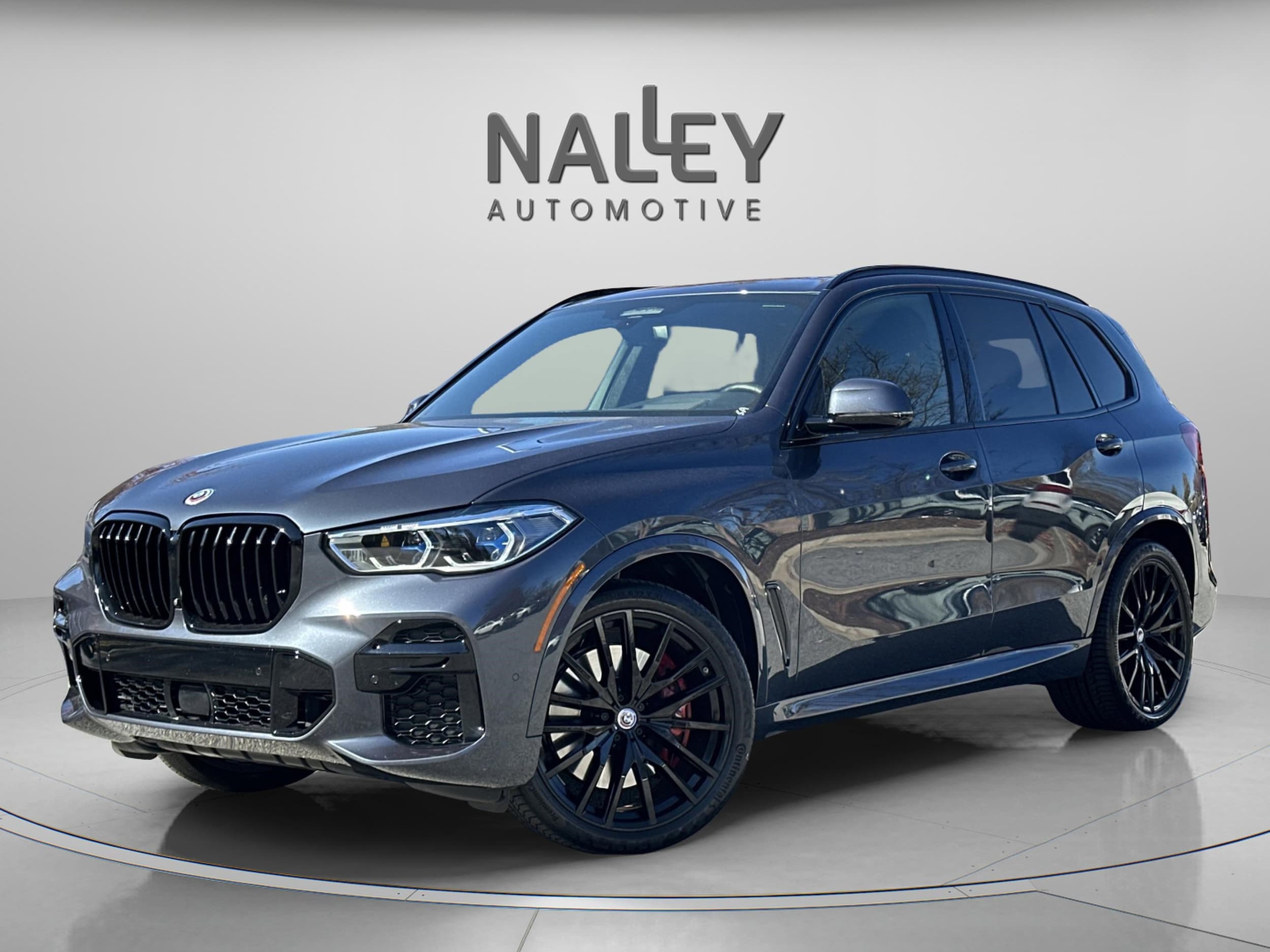 2022 BMW X5 M50i's photo