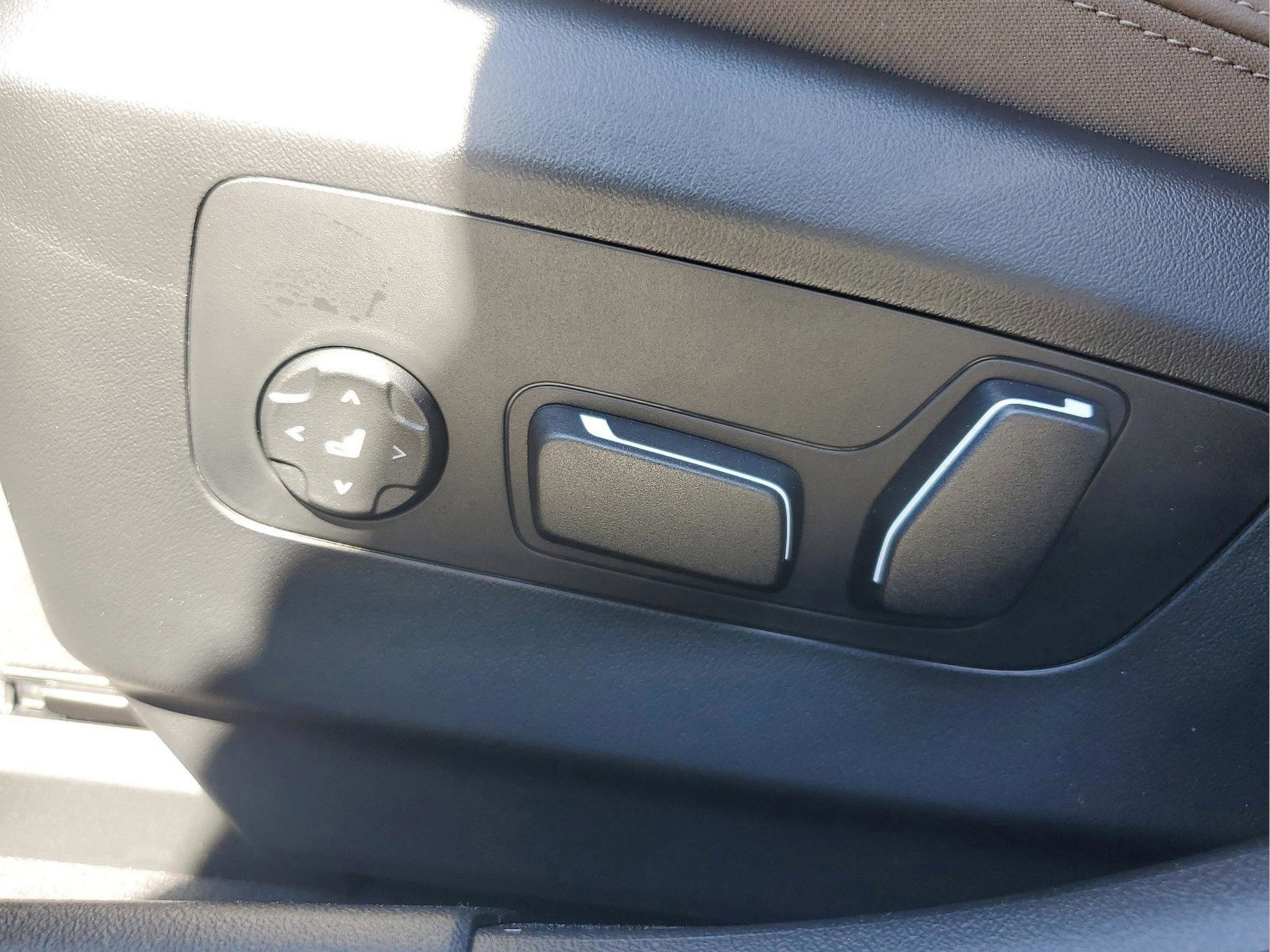 2025 BMW i5 40 - Photo 17
