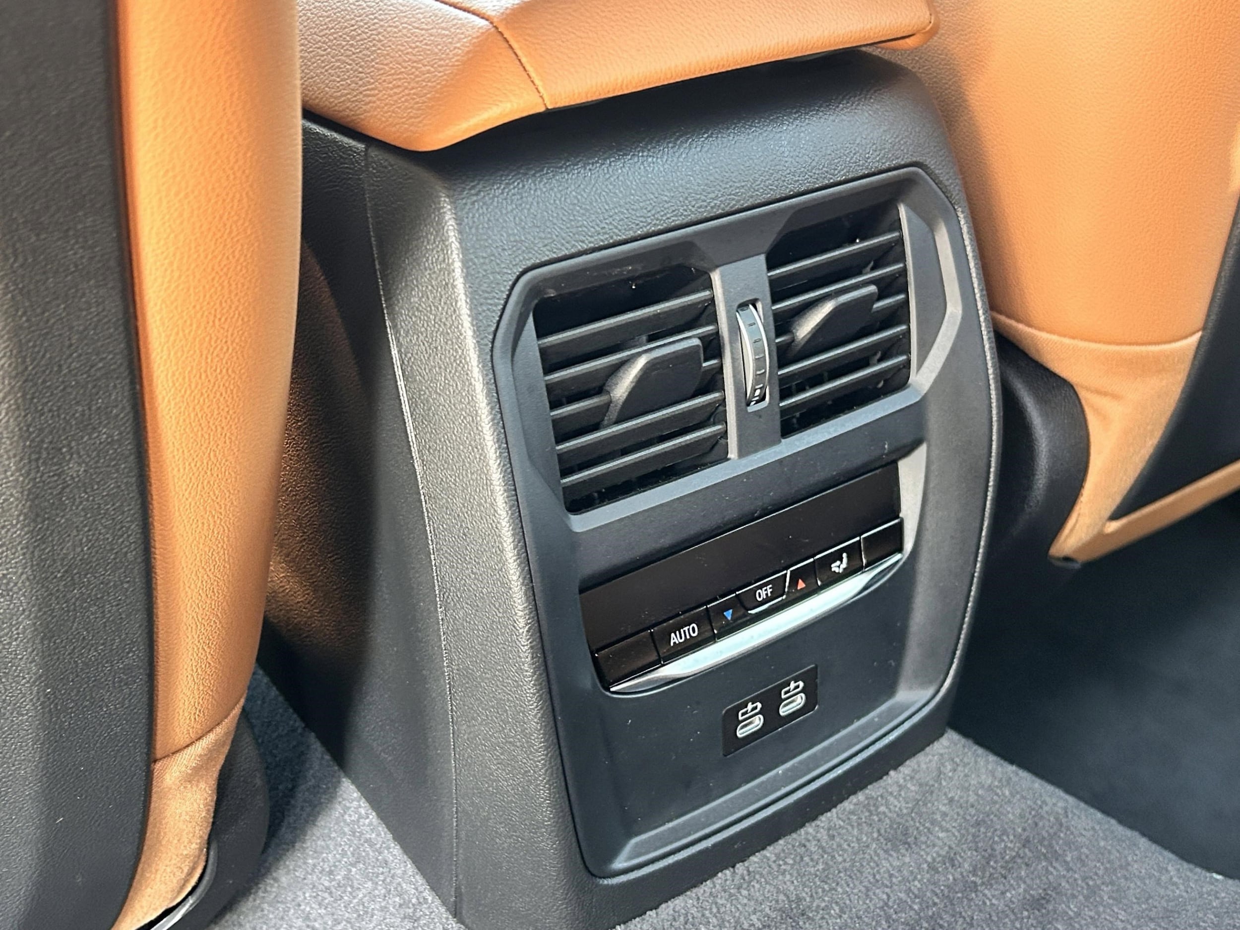 2026 BMW i4 40 - Photo 30
