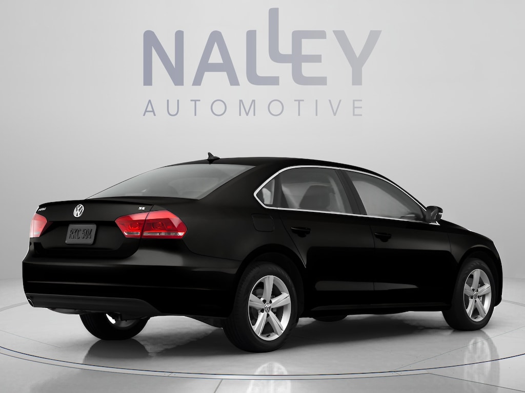 Used 2013 Volkswagen Passat 2.5L SE Sedan