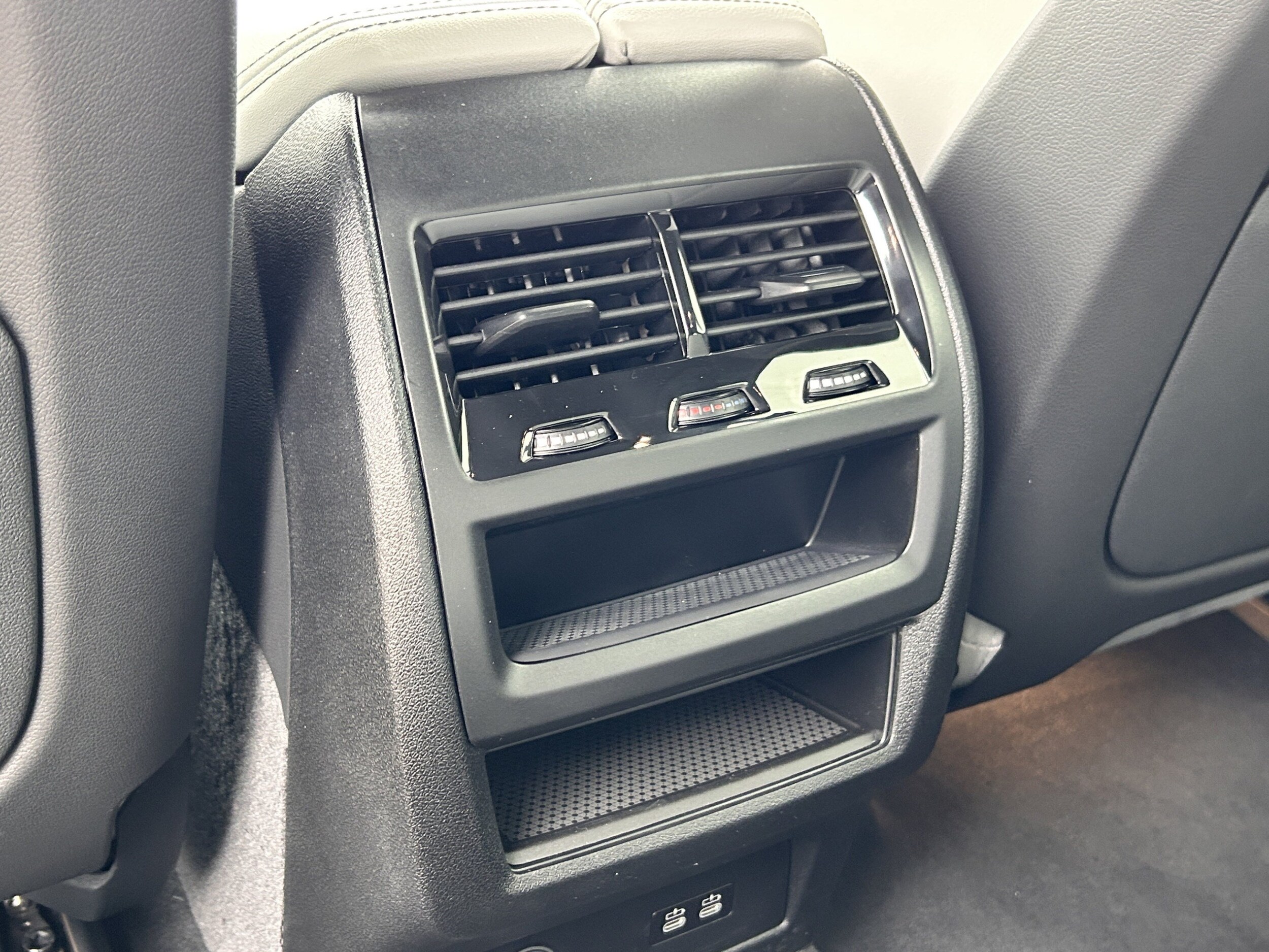 2026 BMW X5 40i - Photo 31