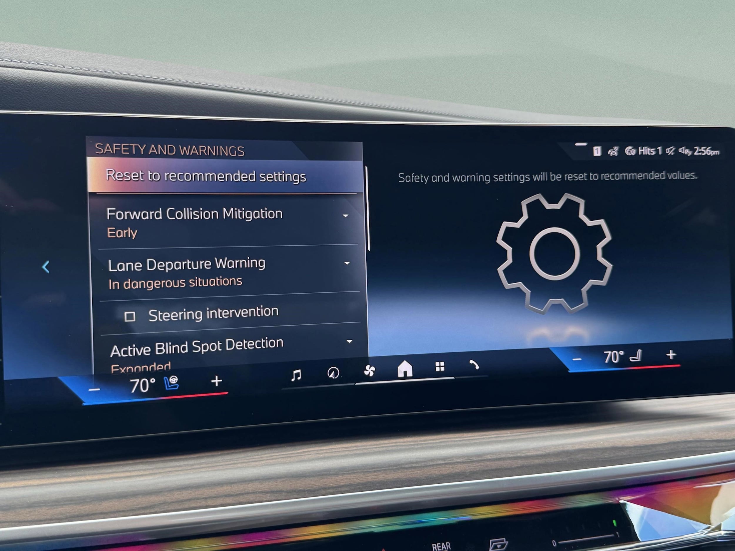 2025 BMW i7 60 - Photo 16