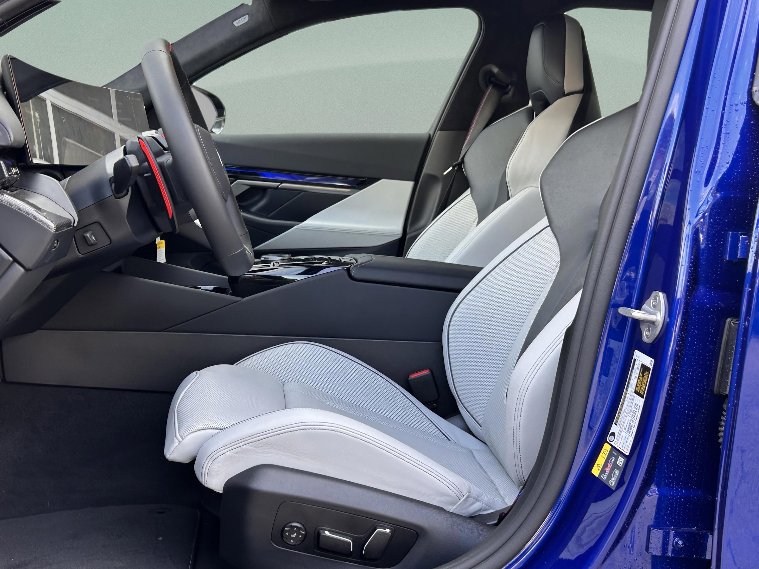 2025 BMW M5 M5 - Photo 22