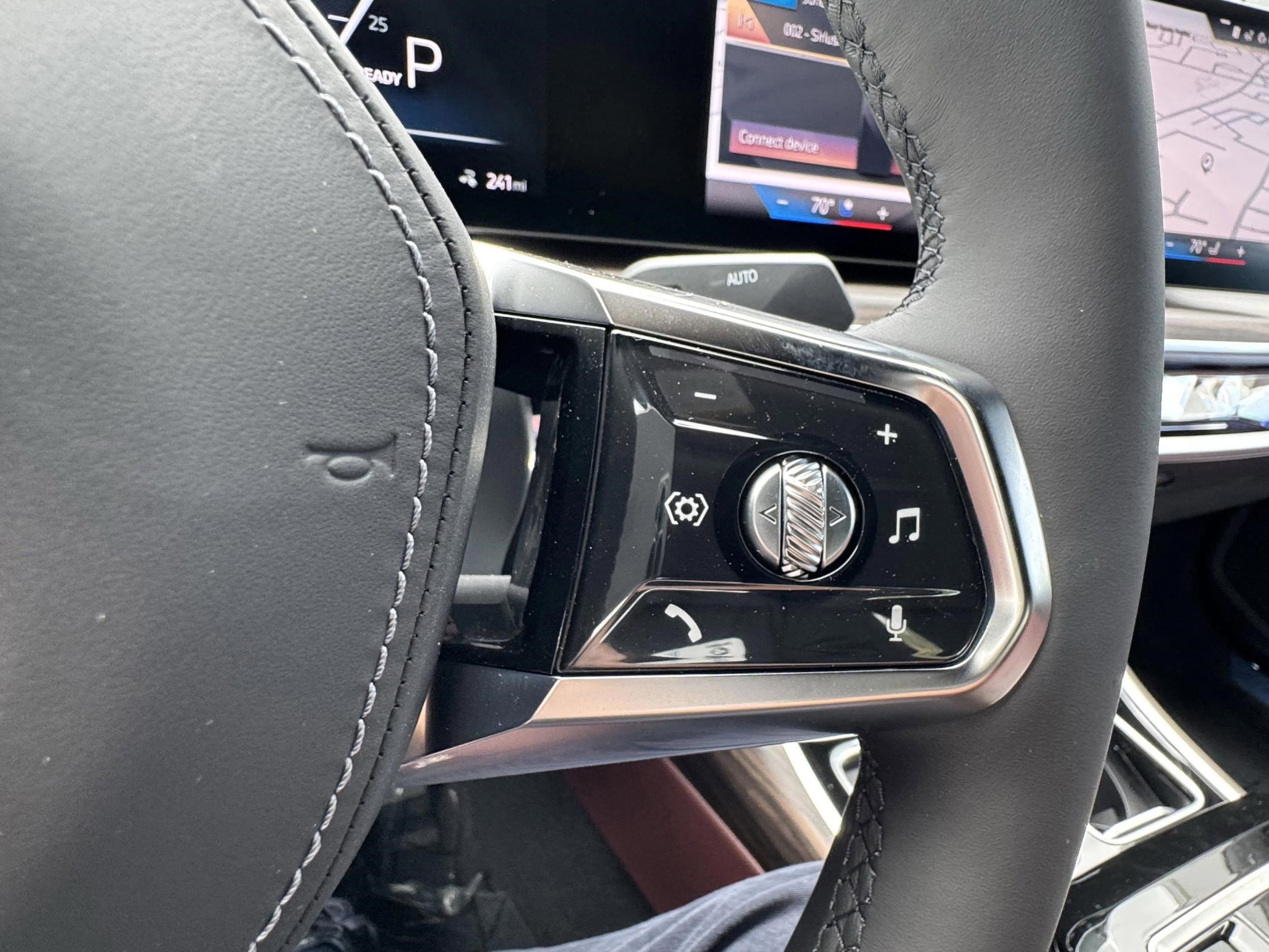 2025 BMW i7 60 - Photo 13