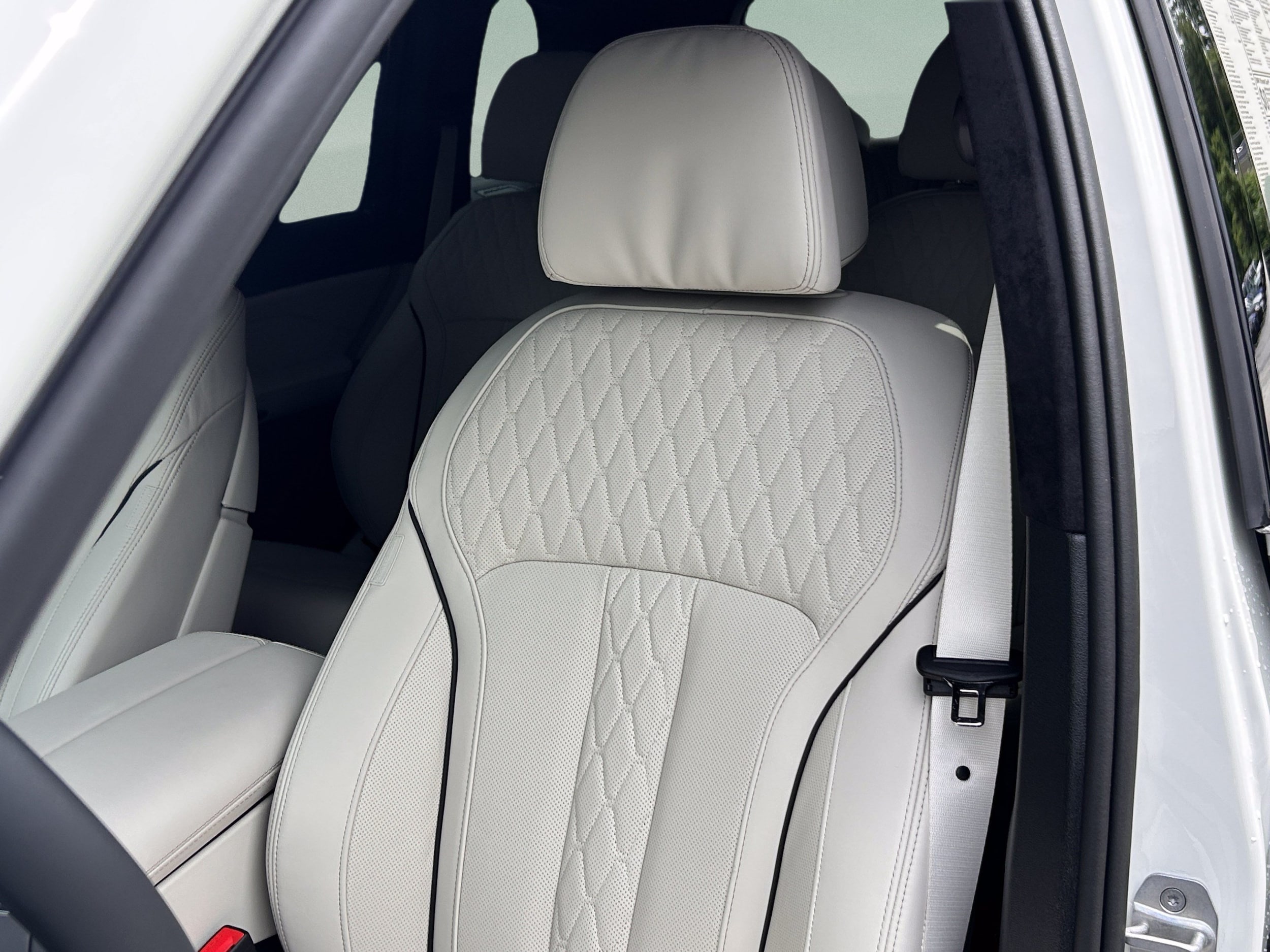 2026 BMW X7 M60i - Photo 36