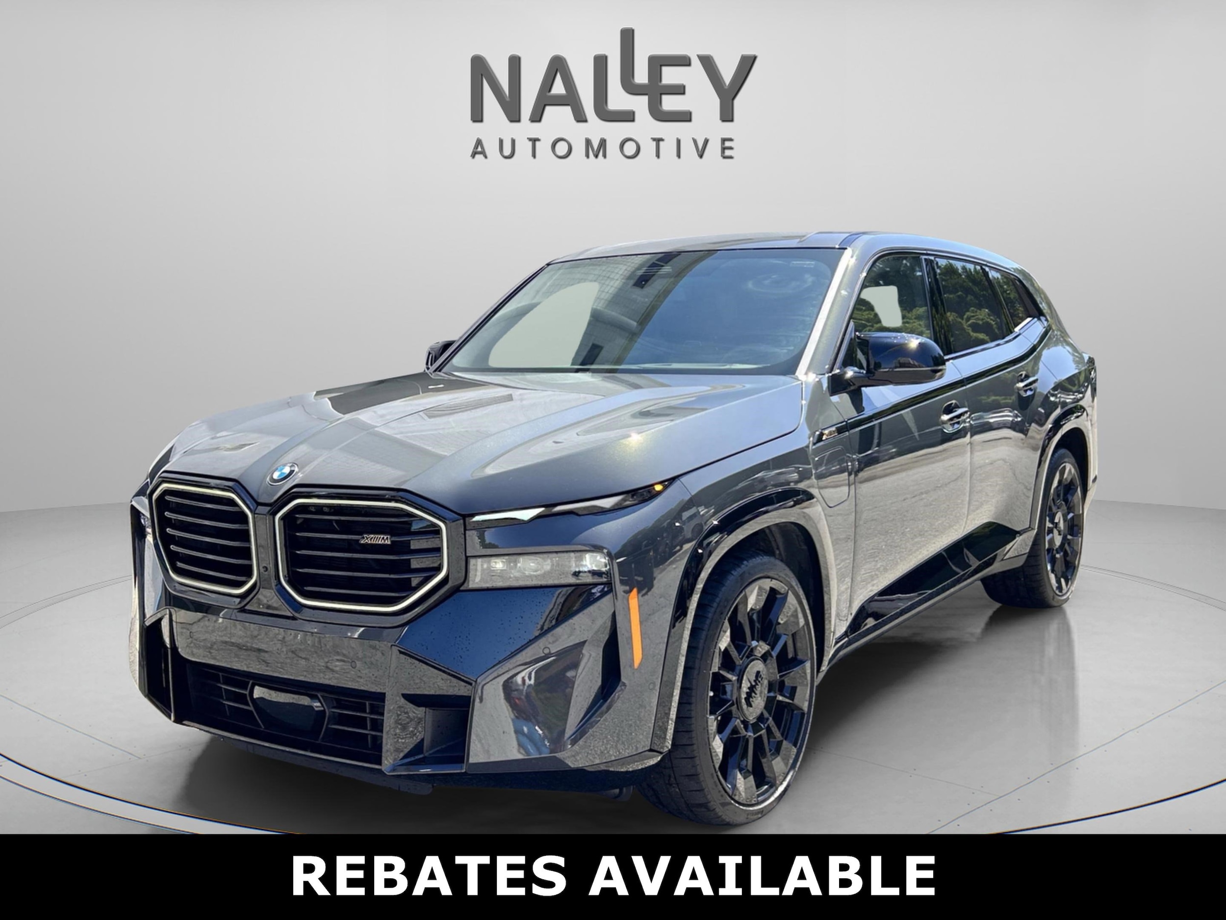 2025 BMW XM Base's photo