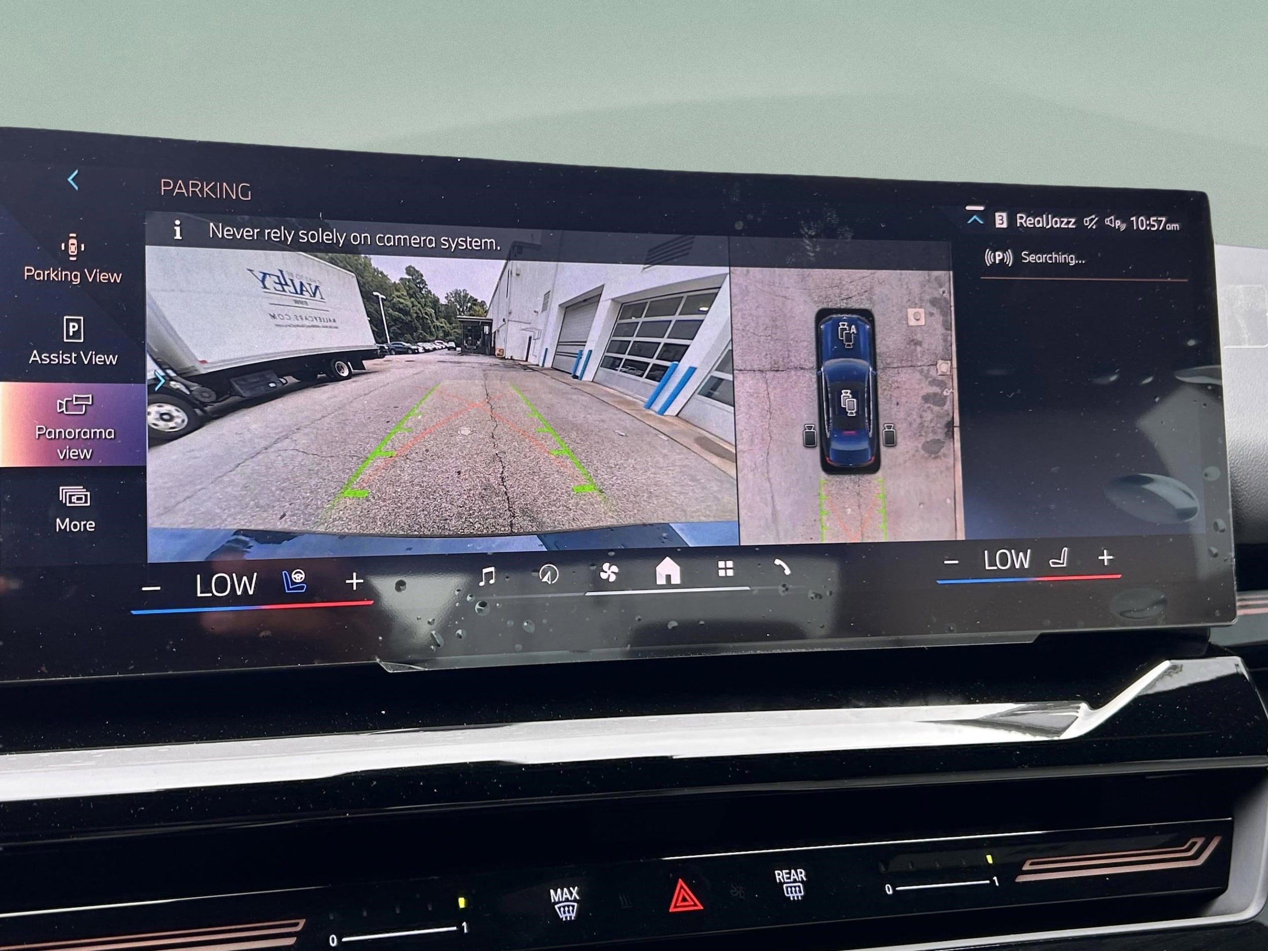 2025 BMW 5 Series 530i - Photo 14