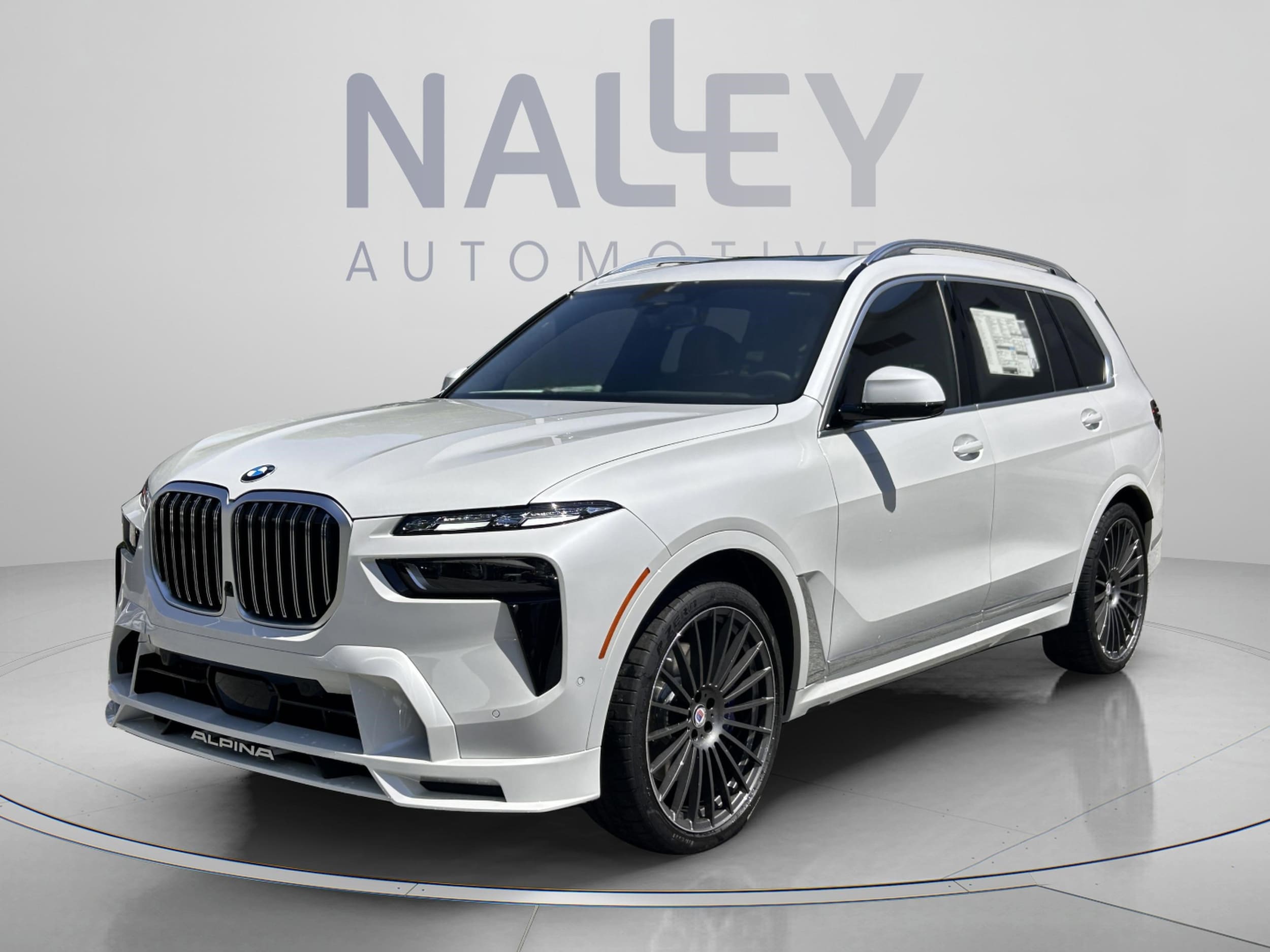 2026 BMW X7 ALPINA XB7's photo