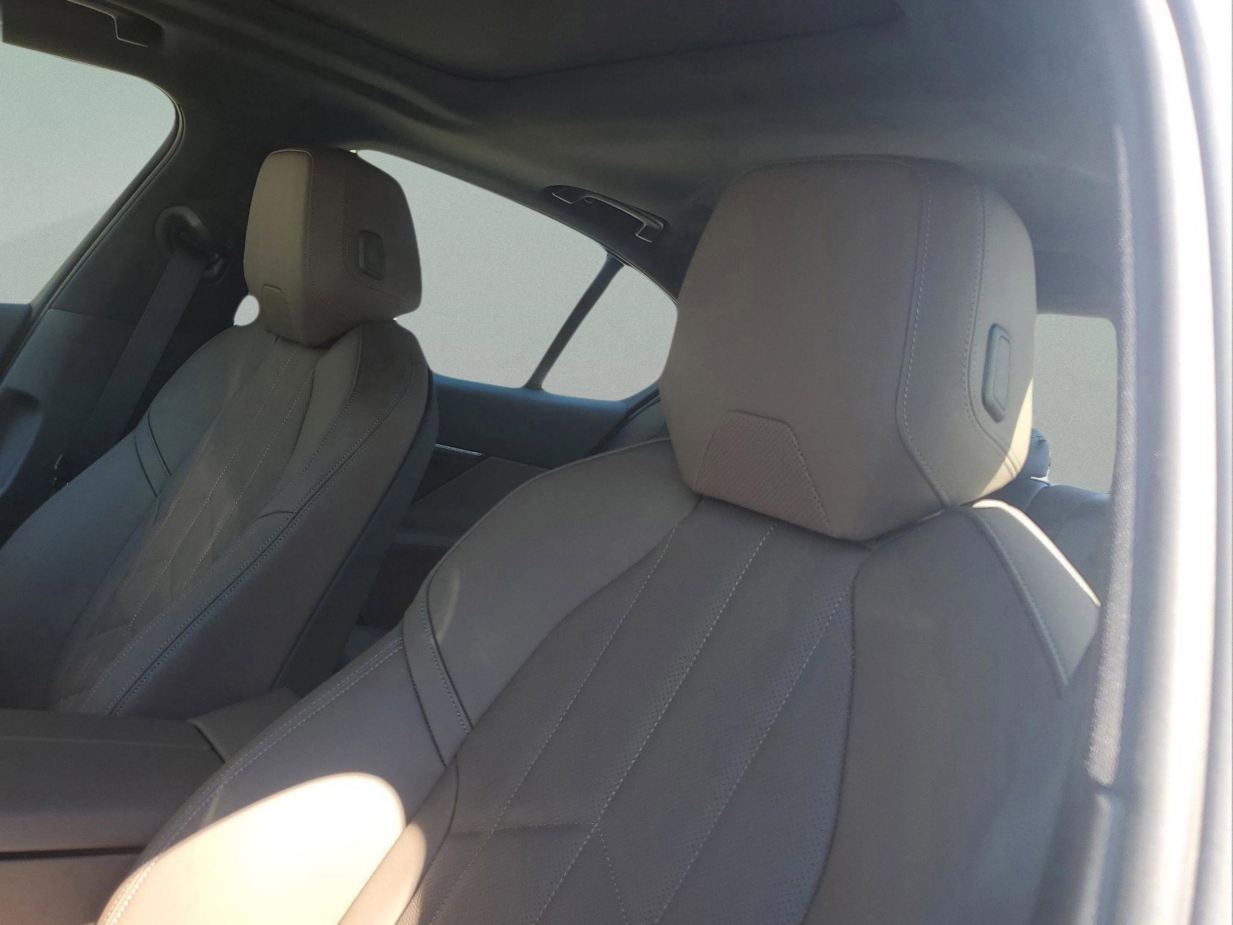 2025 BMW i5 40 - Photo 19
