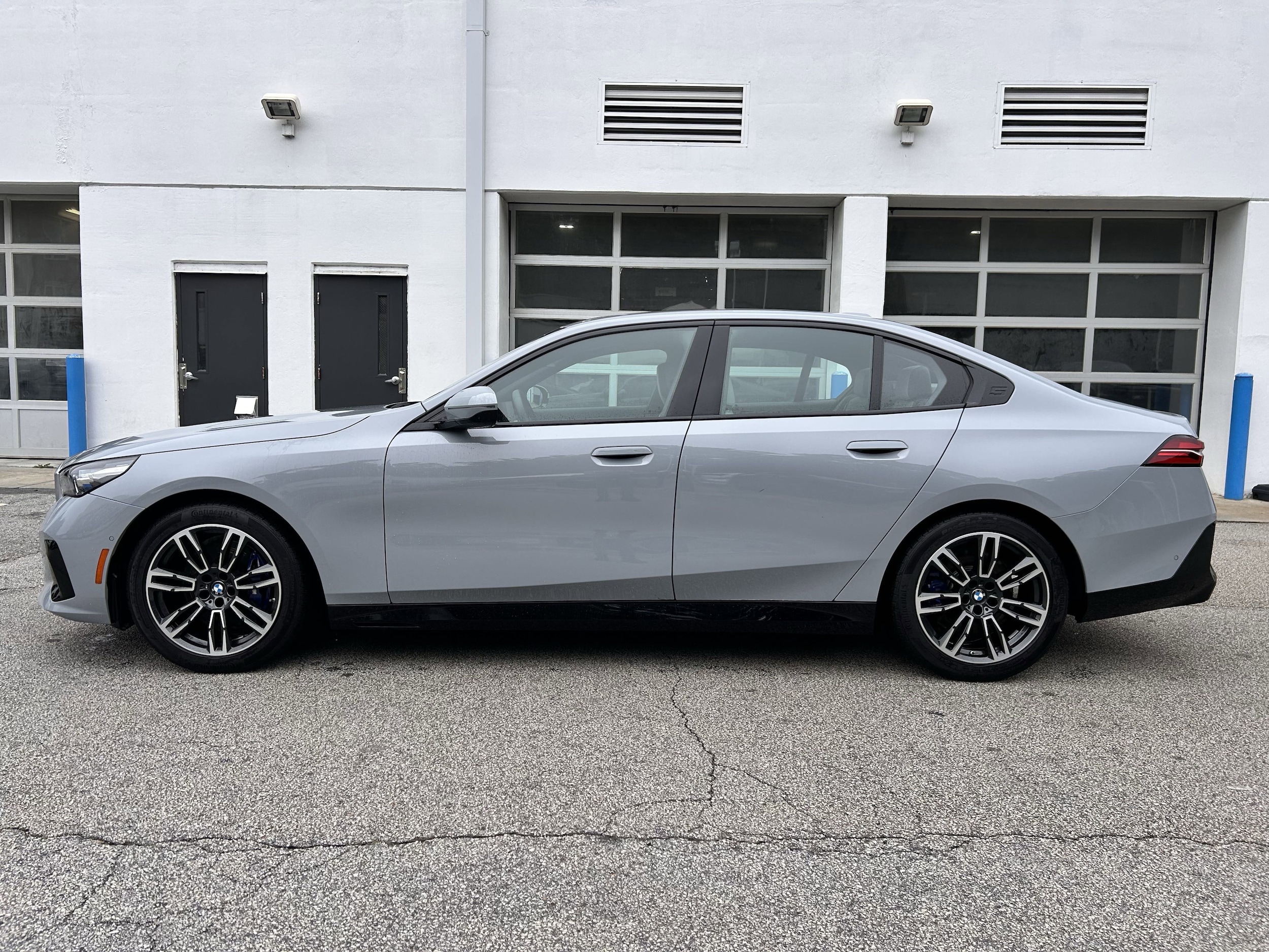 Used 2024 BMW 5 Series 530i with VIN WBA53FJ00RCS08452 for sale in Decatur, GA