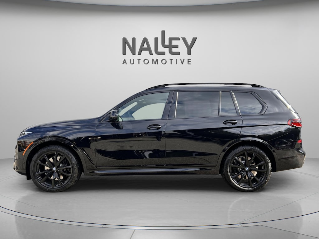 New 2026 BMW X7 xDrive40i SUV