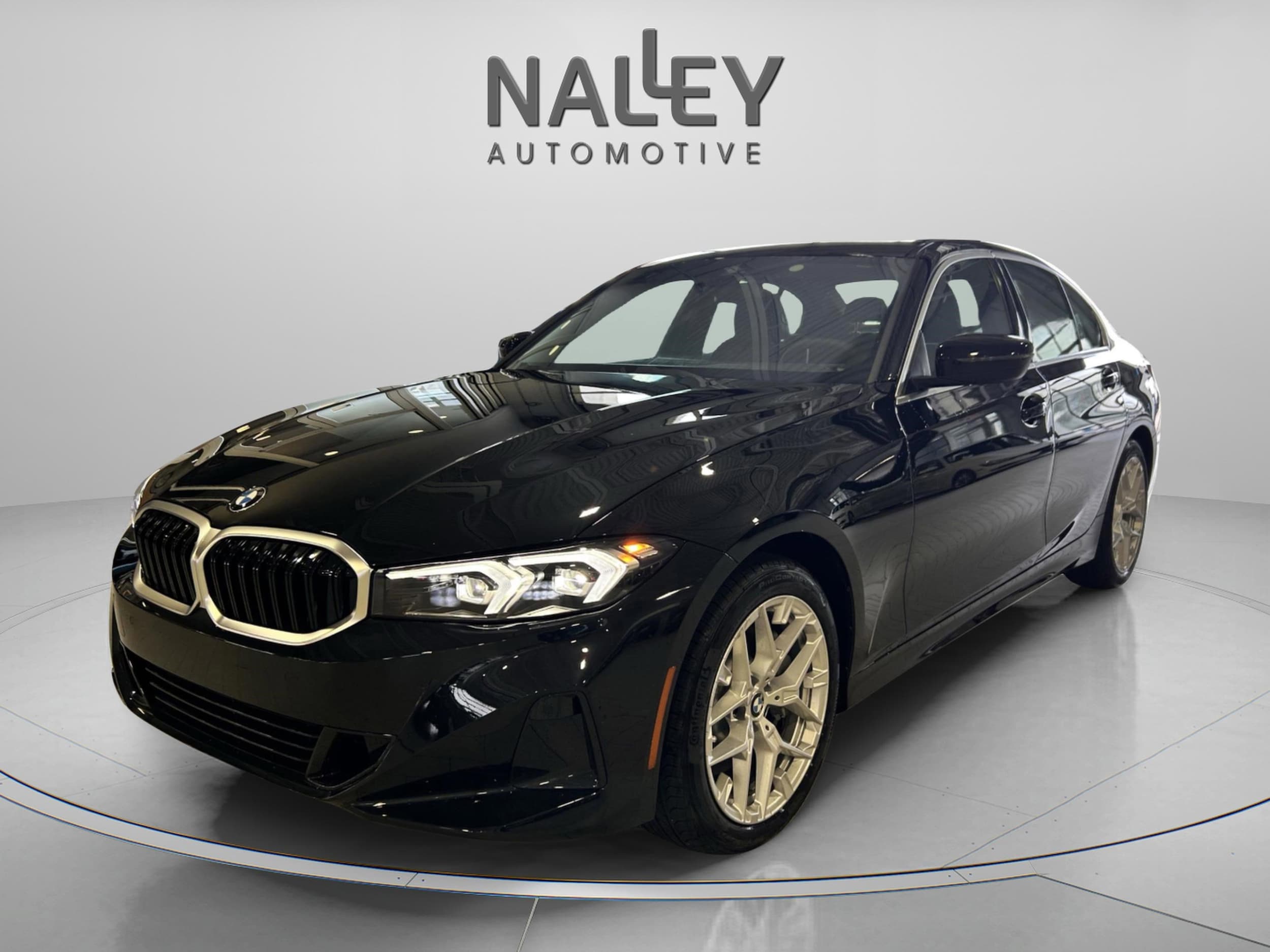 2025 BMW 3 Series 330i's photo