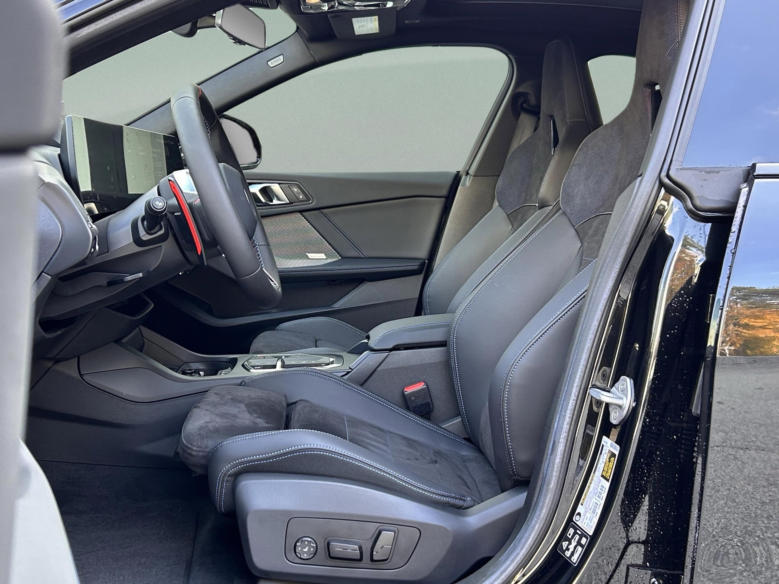 2025 BMW 2 Series M235 - Photo 22