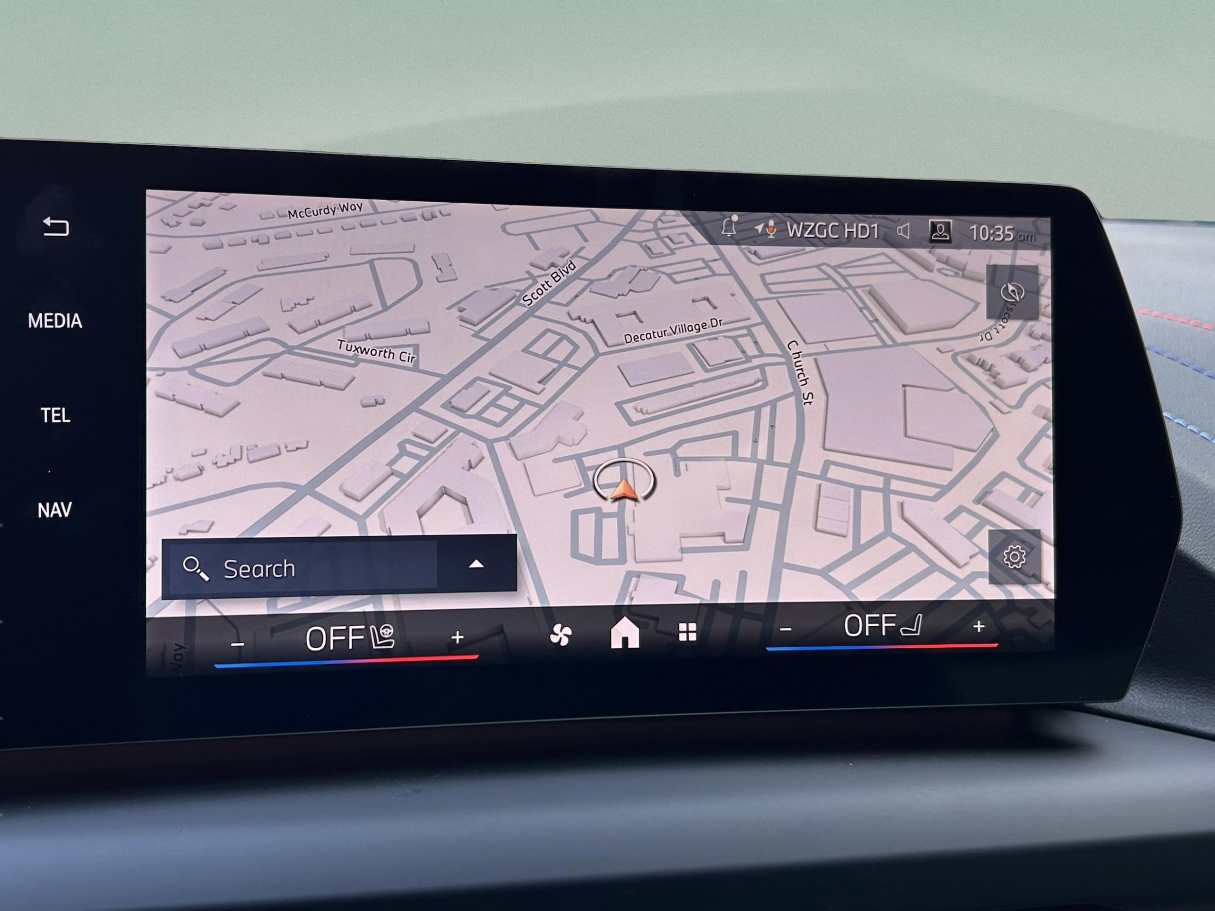 2025 BMW 2 Series M235 - Photo 16