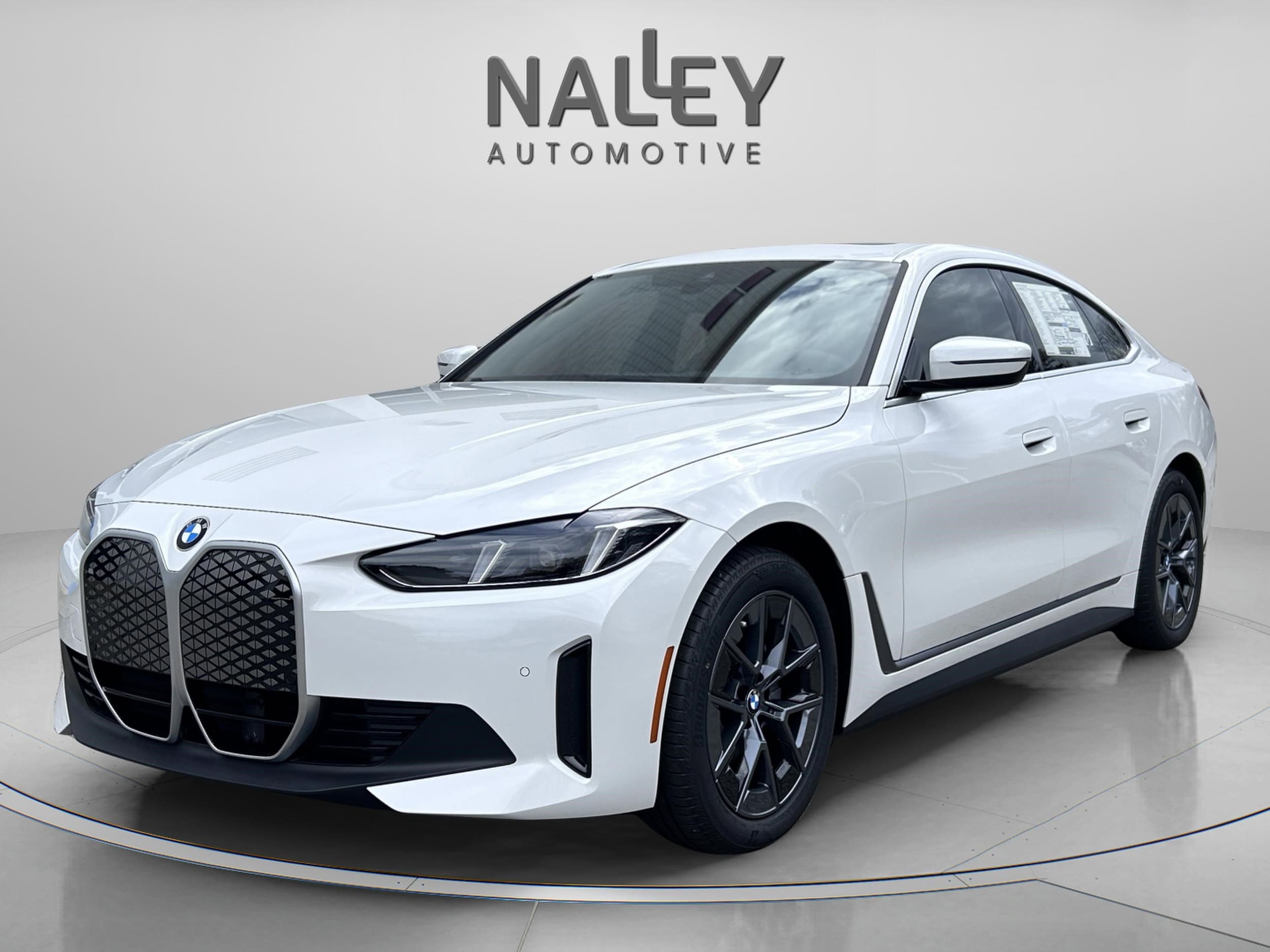 2026 BMW i4 40's photo