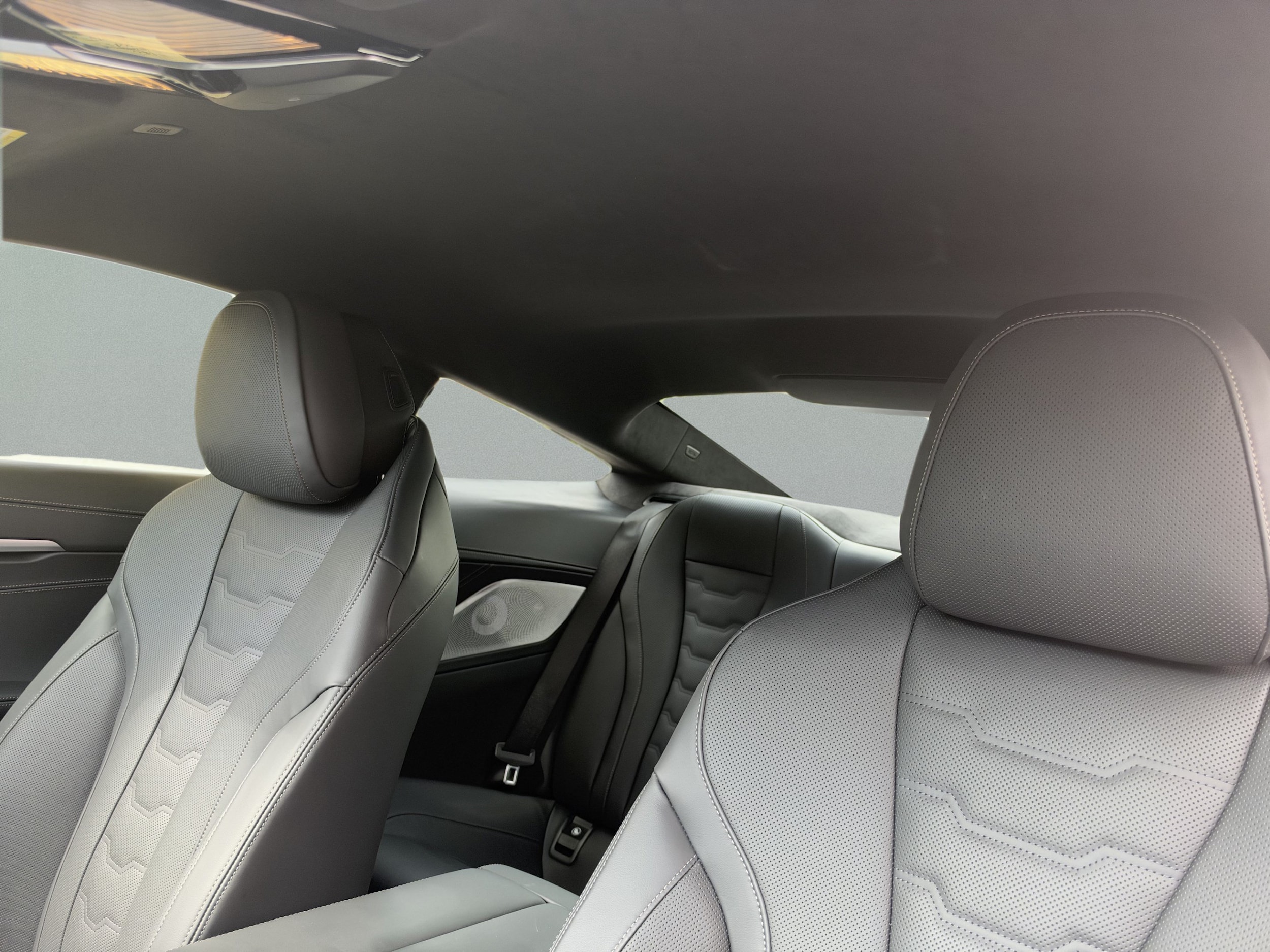 2026 BMW 8 Series 840i - Photo 20