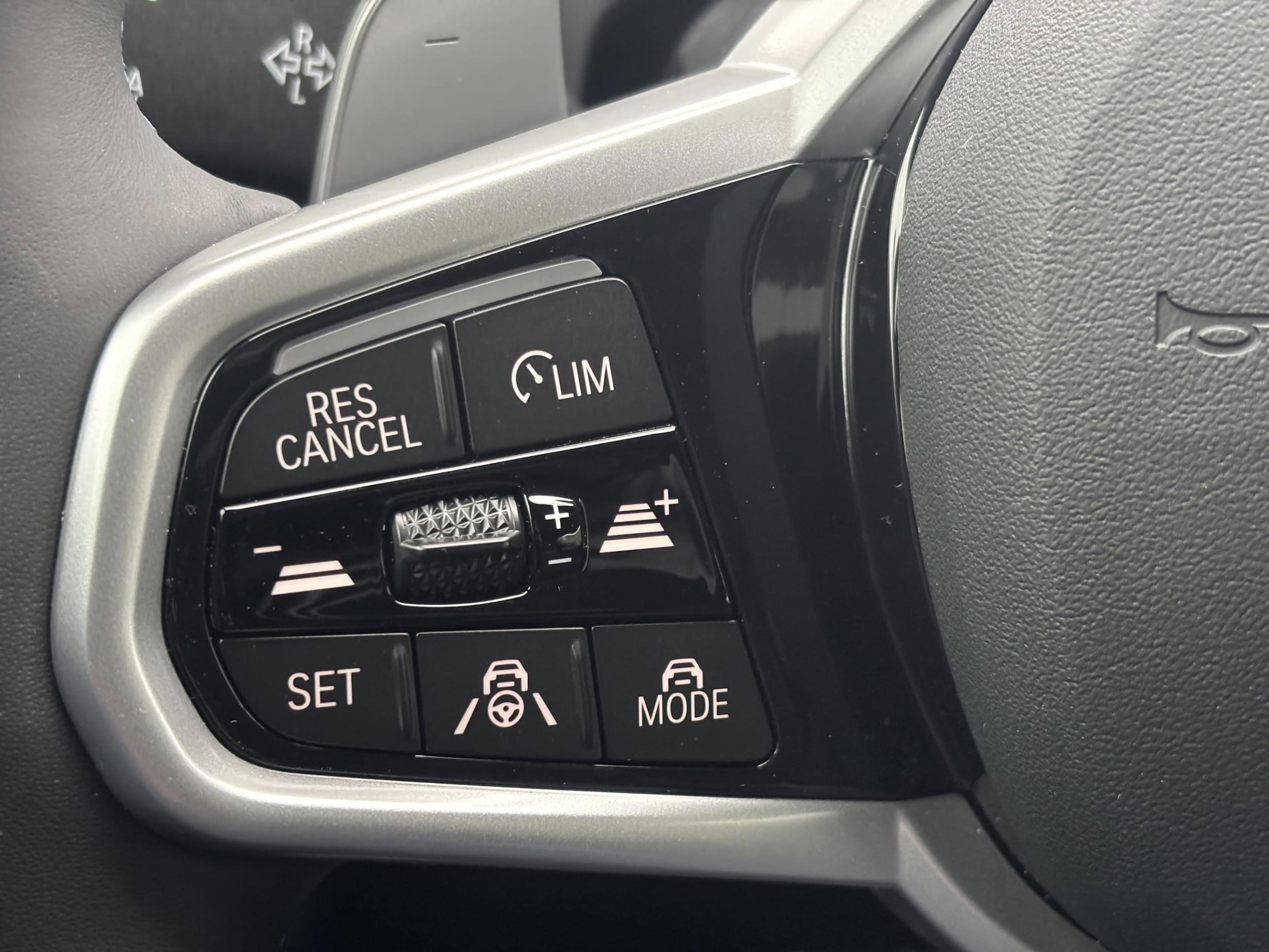 2026 BMW 4 Series M440i - Photo 12