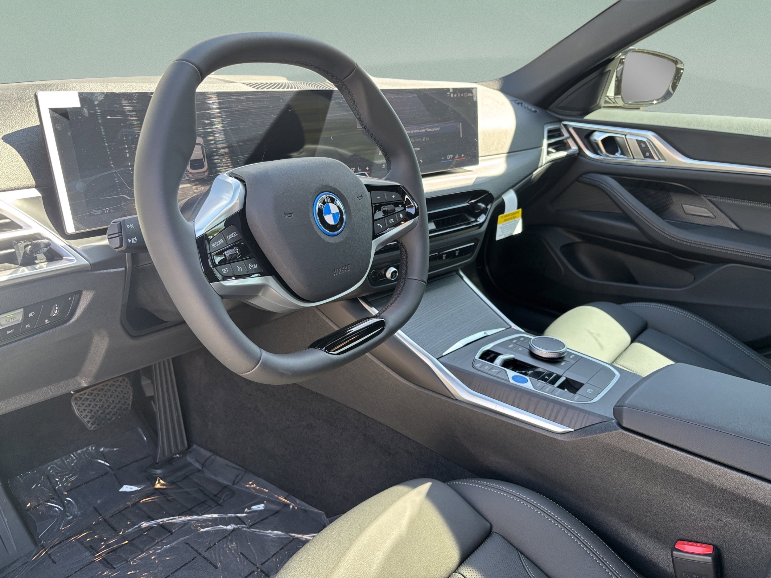2026 BMW i4 40 - Photo 20
