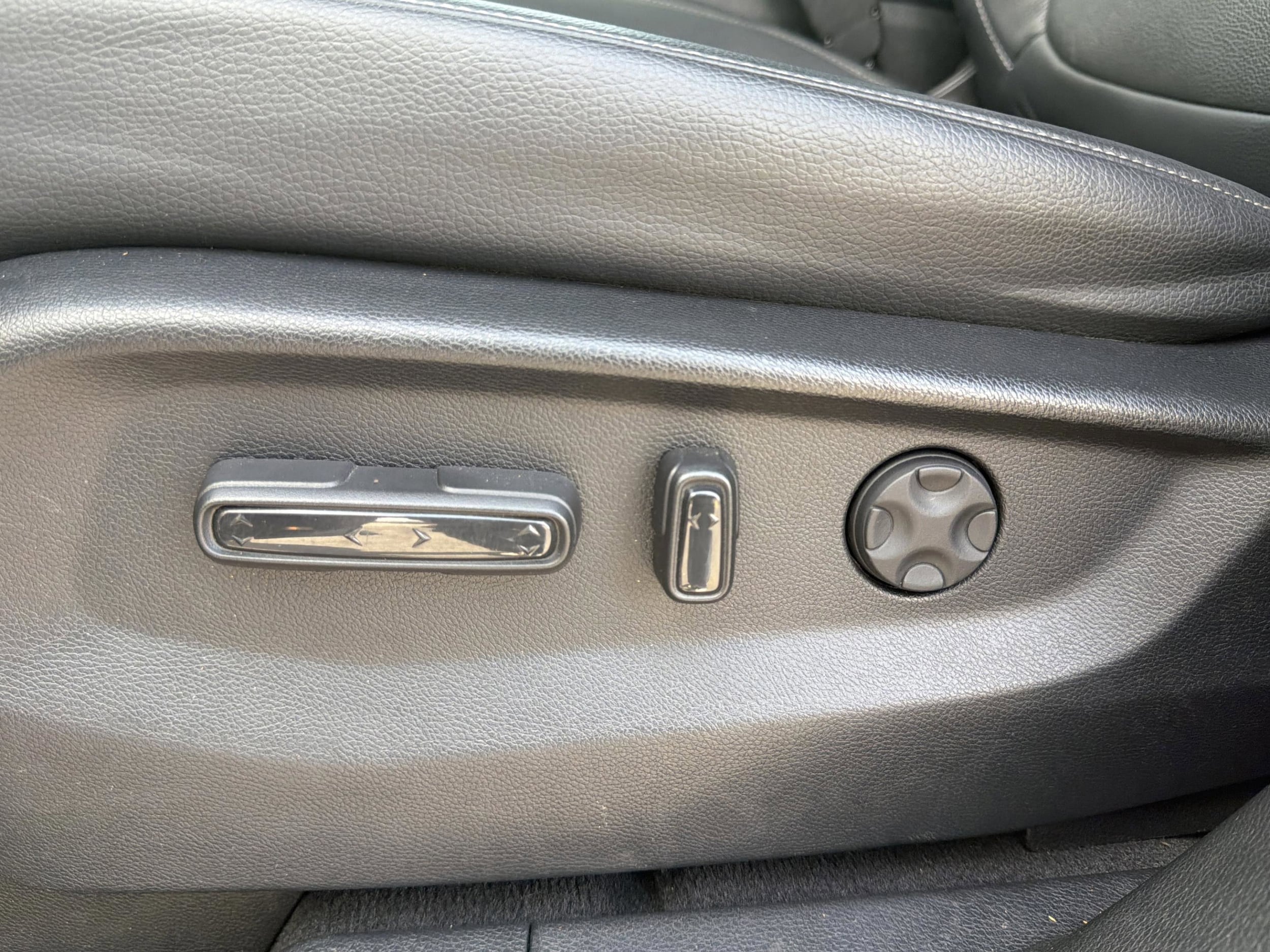 2024 Honda Odyssey Touring - Photo 23