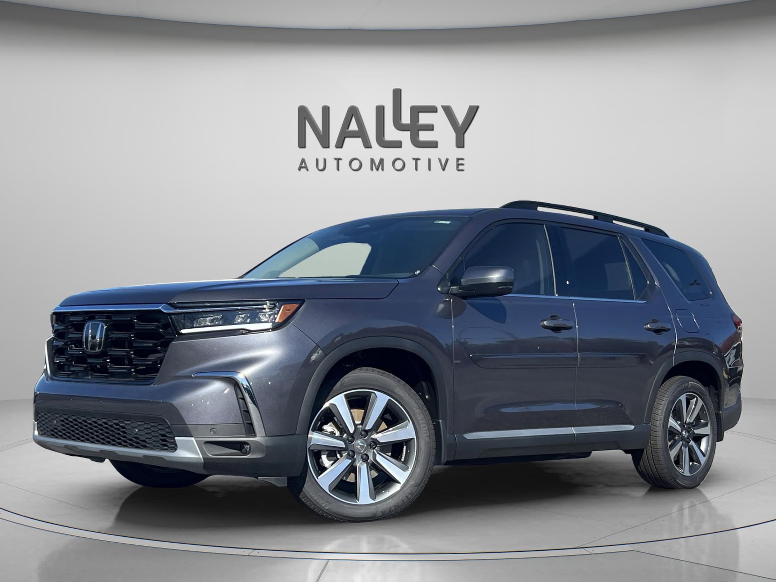 2025 Honda Pilot Touring's photo