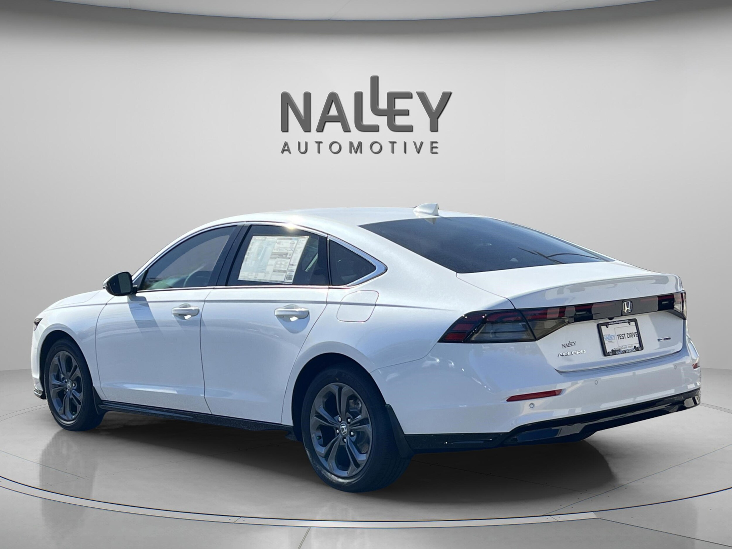 2025 Honda Accord Hybrid EX-L photo 3