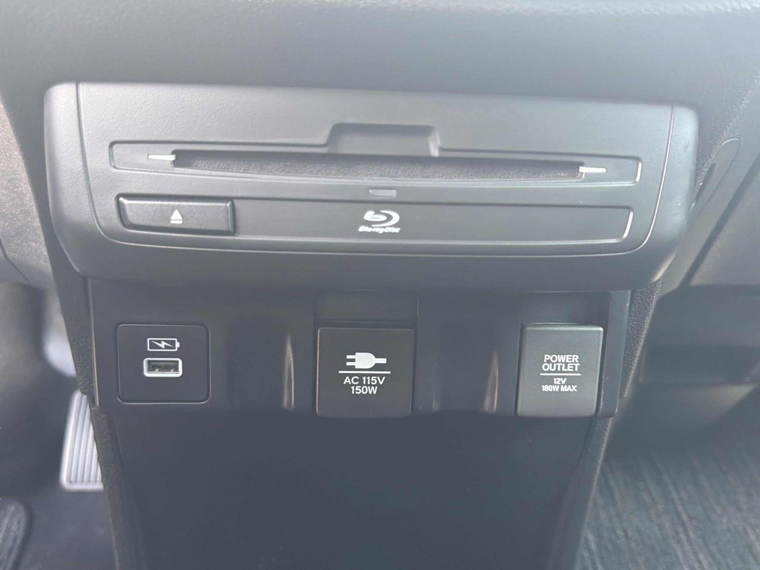 2024 Honda Odyssey Touring - Photo 15