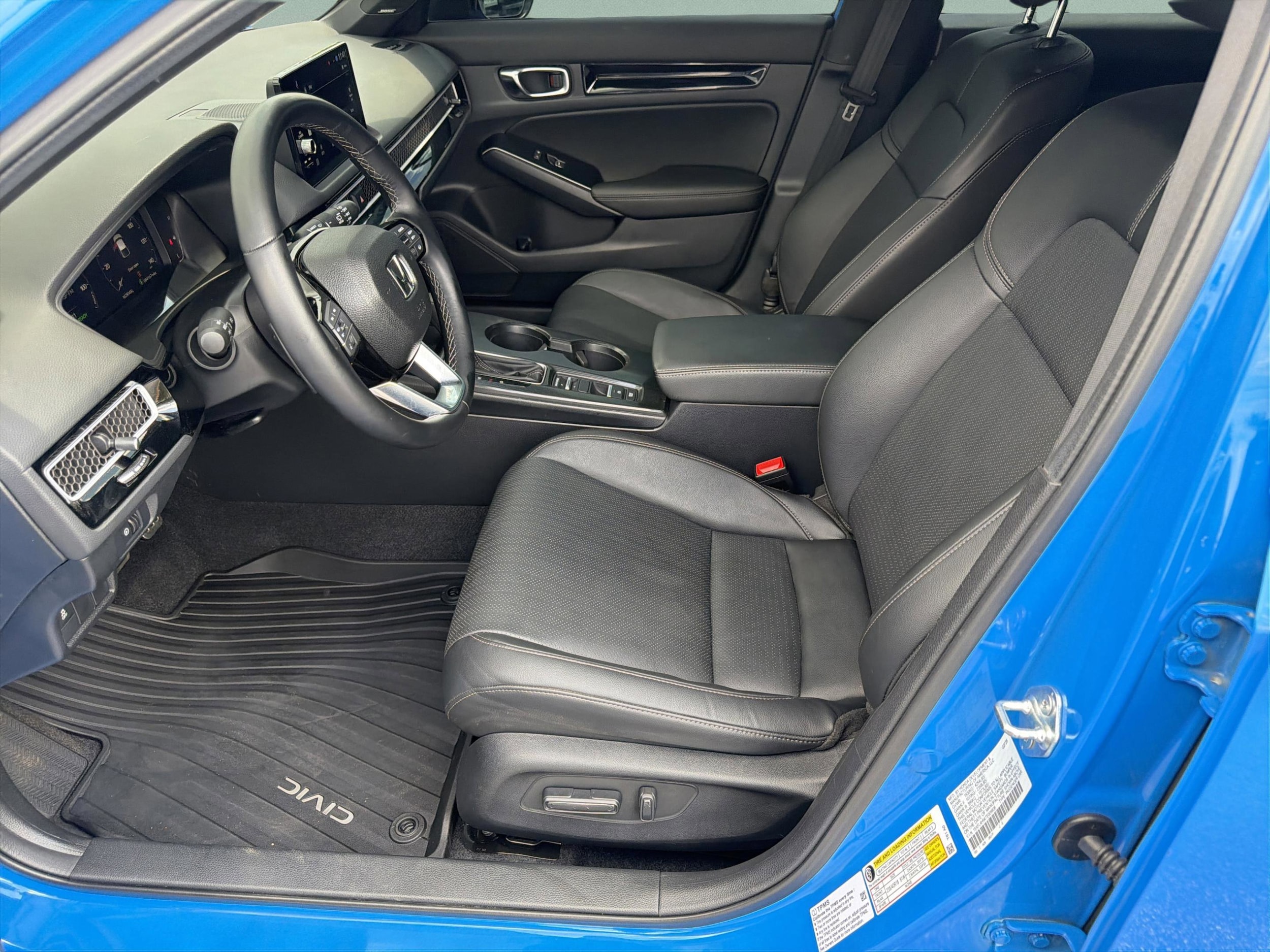 2026 Honda Civic Hatchback Sport Touring - Photo 19