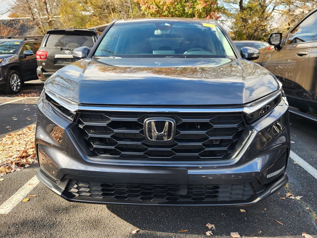 Used 2025 Honda CR-V LX SUV