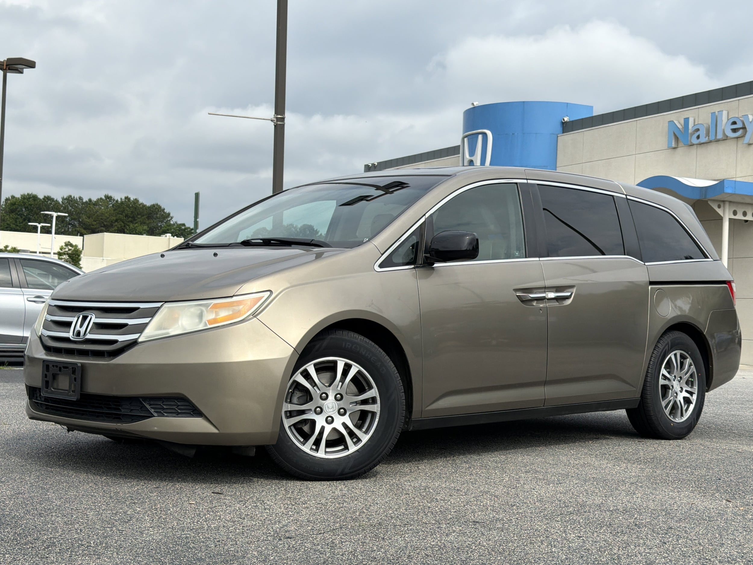 2012 Honda Odyssey EX-L w/DVD Rear Entertainment System's photo