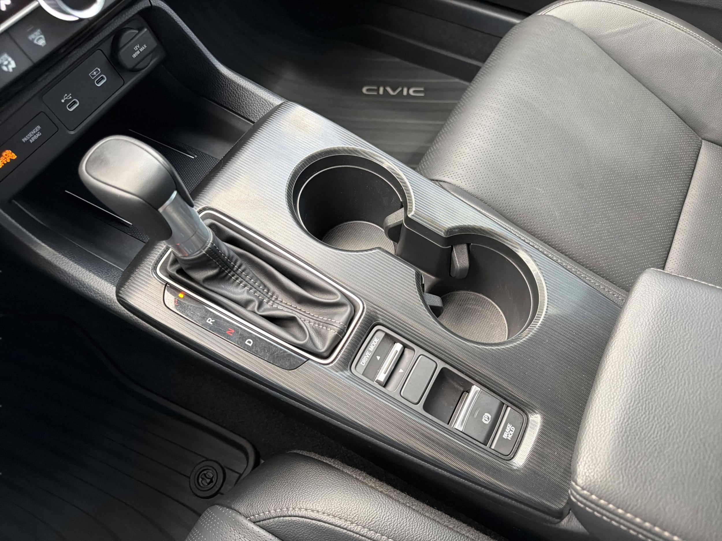 2026 Honda Civic Hatchback Sport Touring - Photo 13