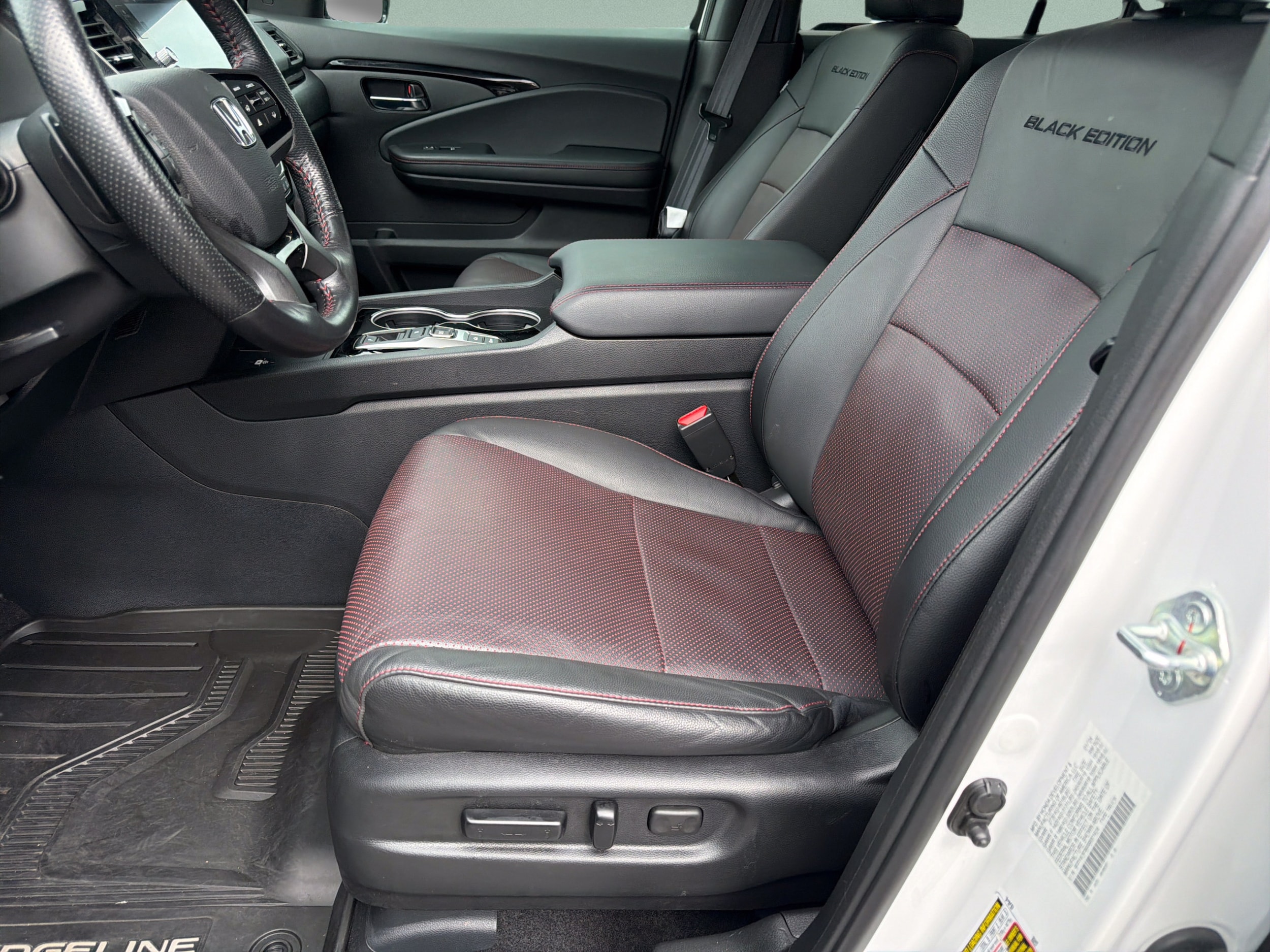 2024 Honda Ridgeline Black Edition - Photo 36