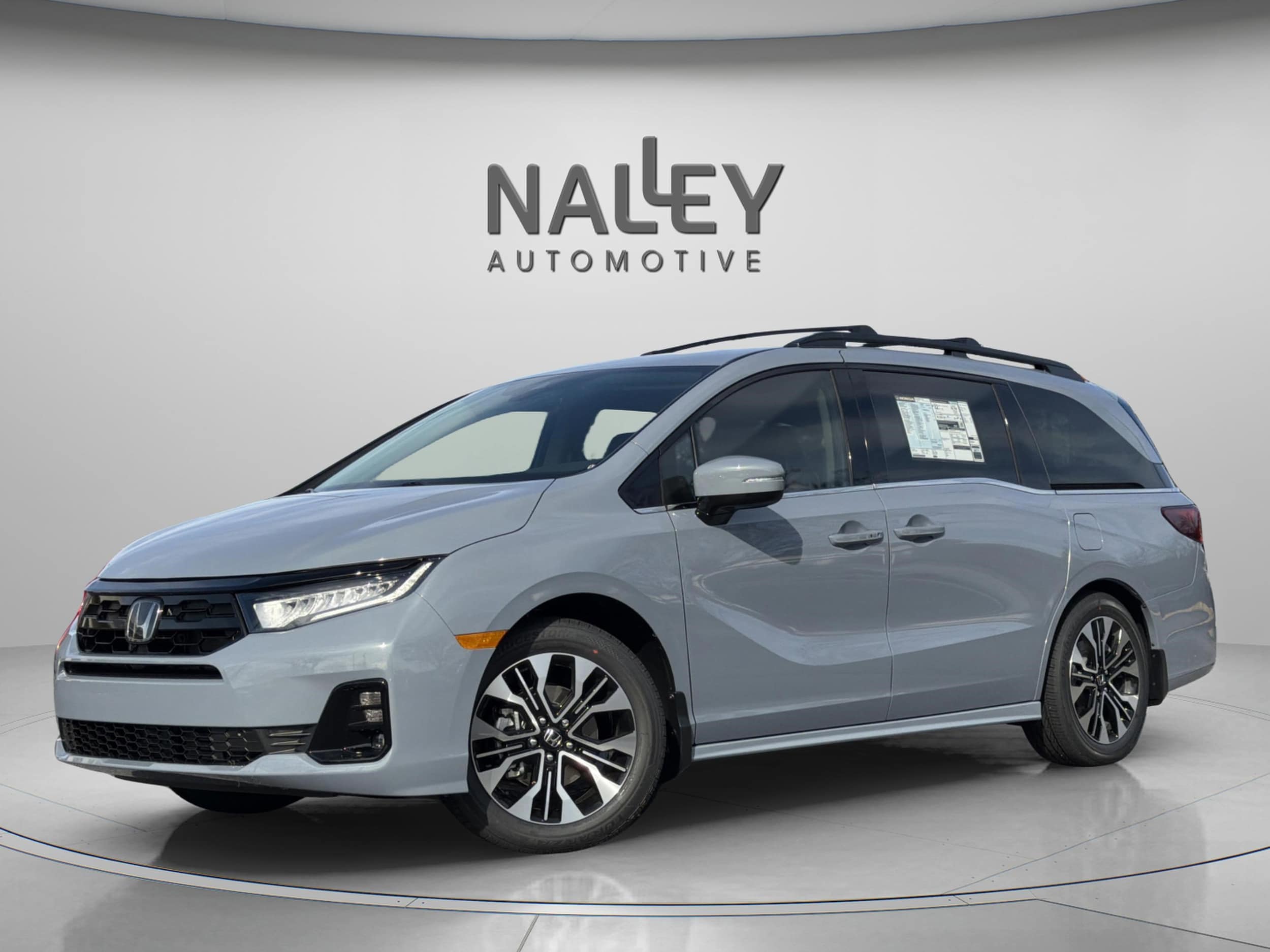 2026 Honda Odyssey Elite's photo