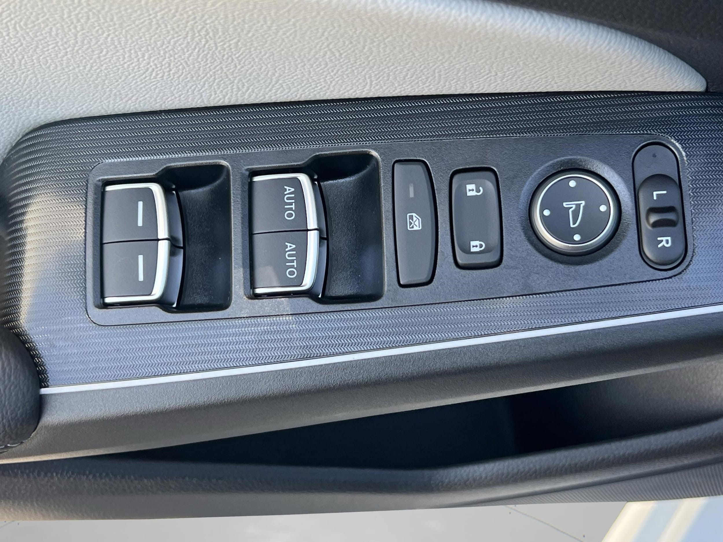 2026 Honda Civic Sport Touring - Photo 18