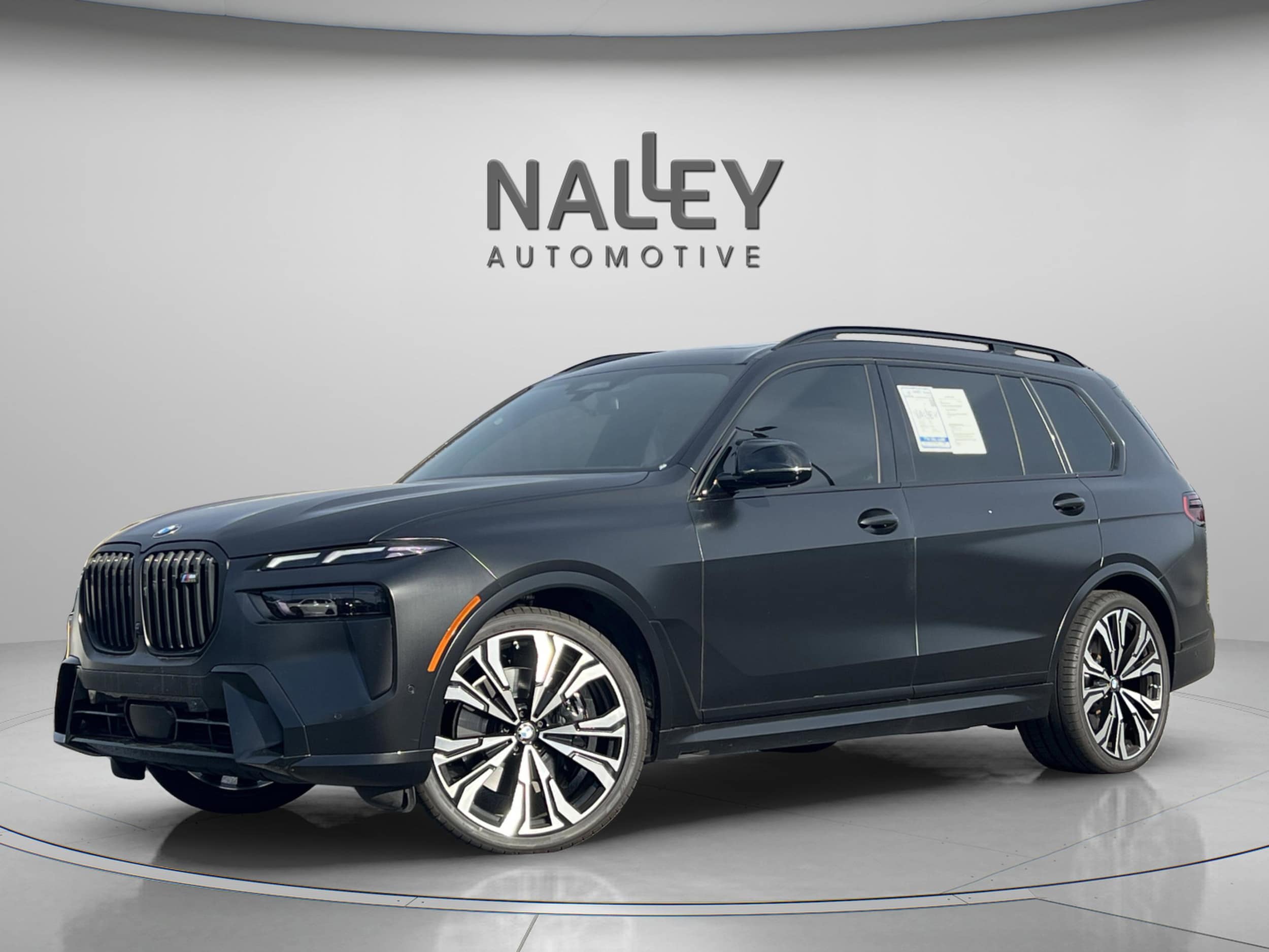 2024 BMW X7 M60i's photo