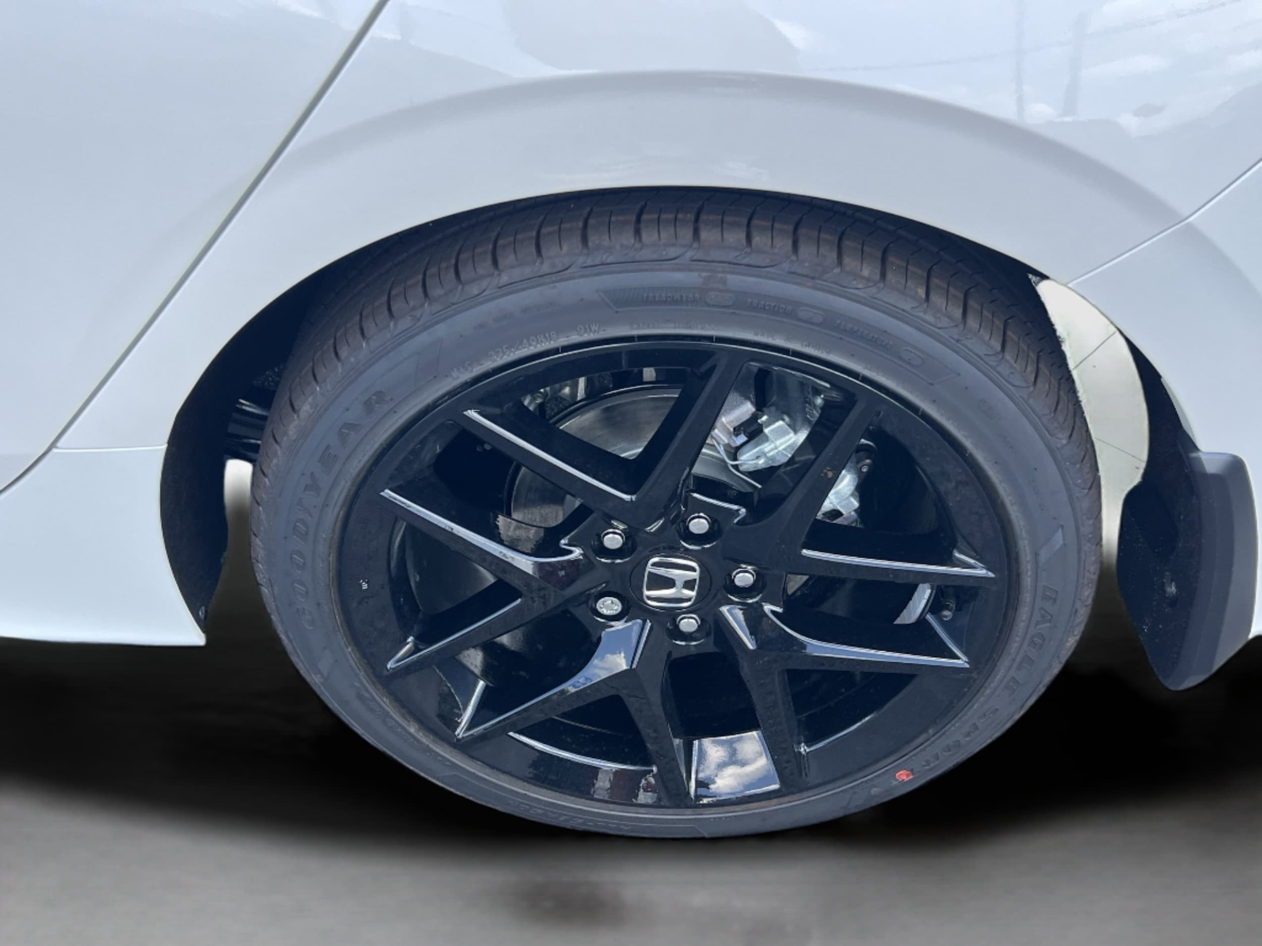 2026 Honda Civic Hatchback Sport - Photo 32