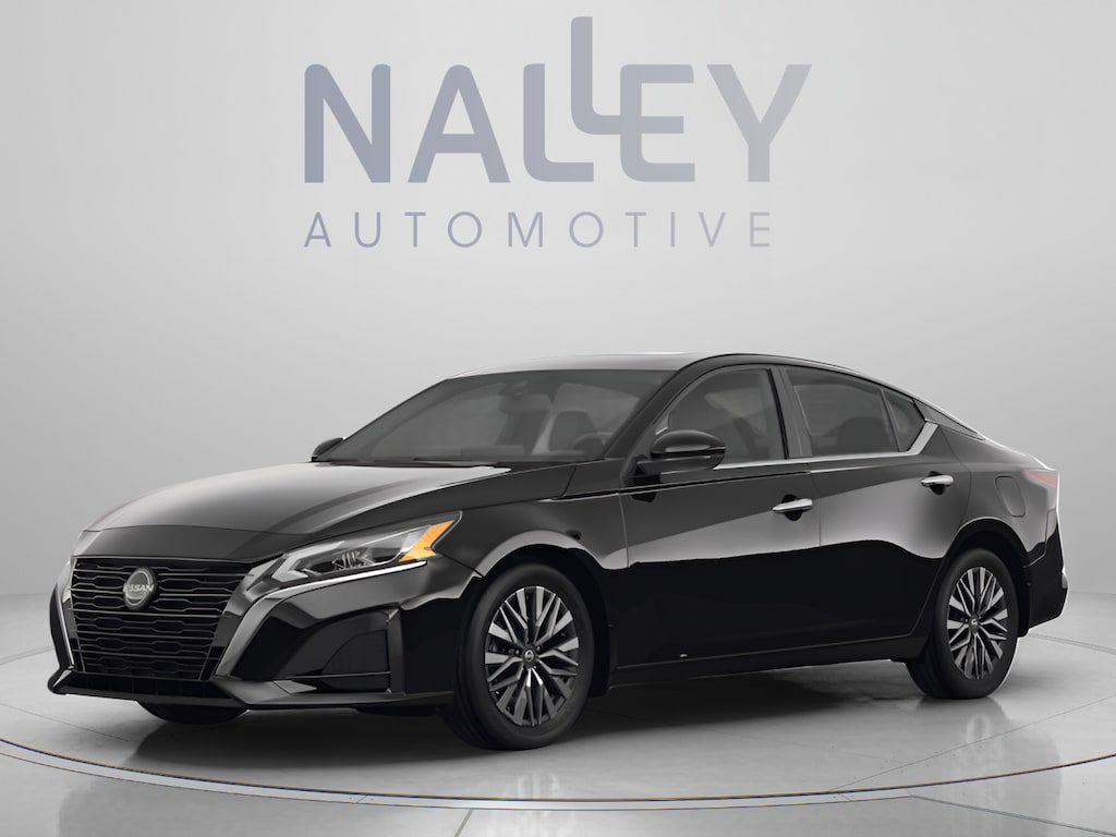 Used 2025 Nissan Altima SV Sedan