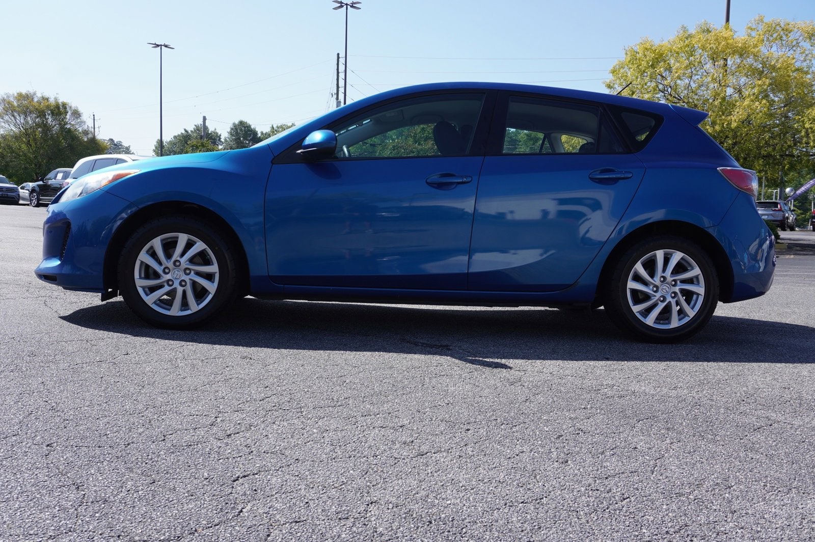 Used 2012 Mazda MAZDA3 i Touring with VIN JM1BL1L75C1637284 for sale in Union City, GA