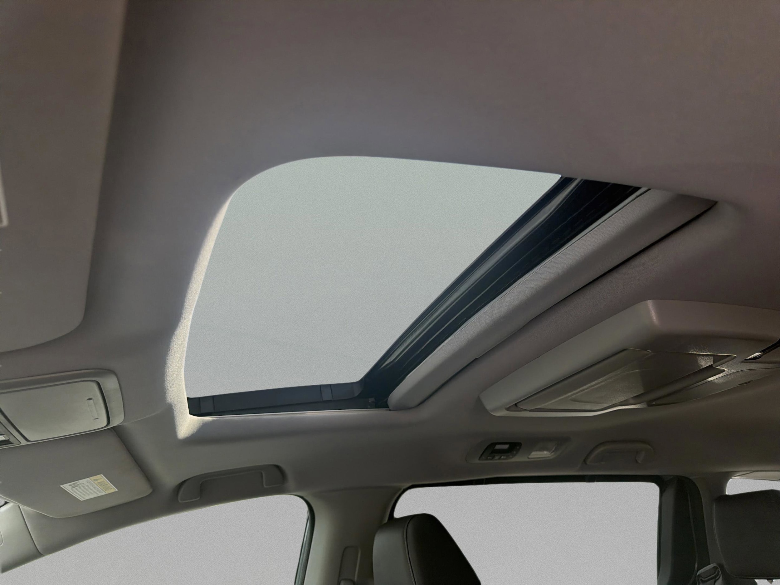 2024 Honda Odyssey Touring - Photo 32