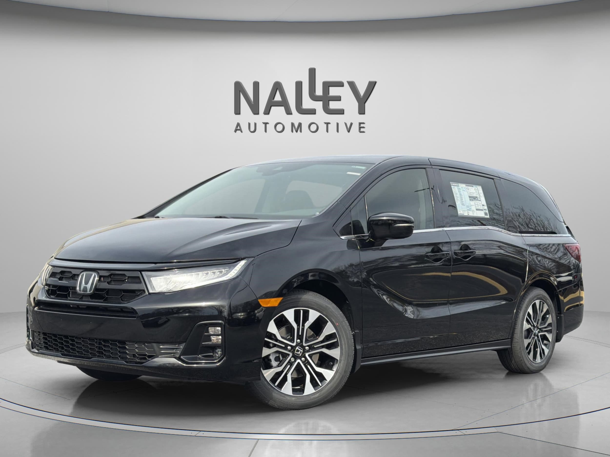 2026 Honda Odyssey Elite's photo