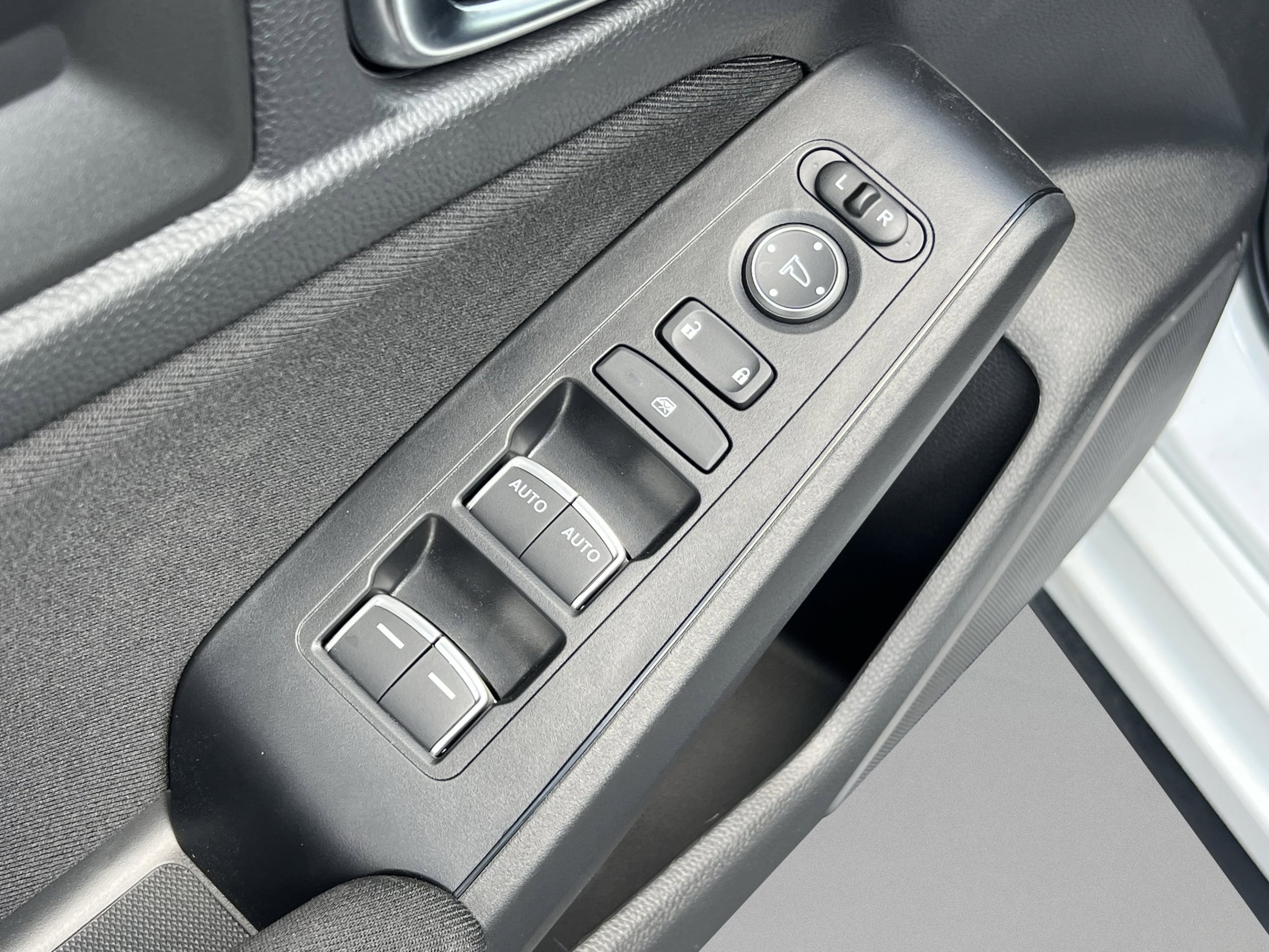 2026 Honda Civic Hatchback Sport - Photo 28