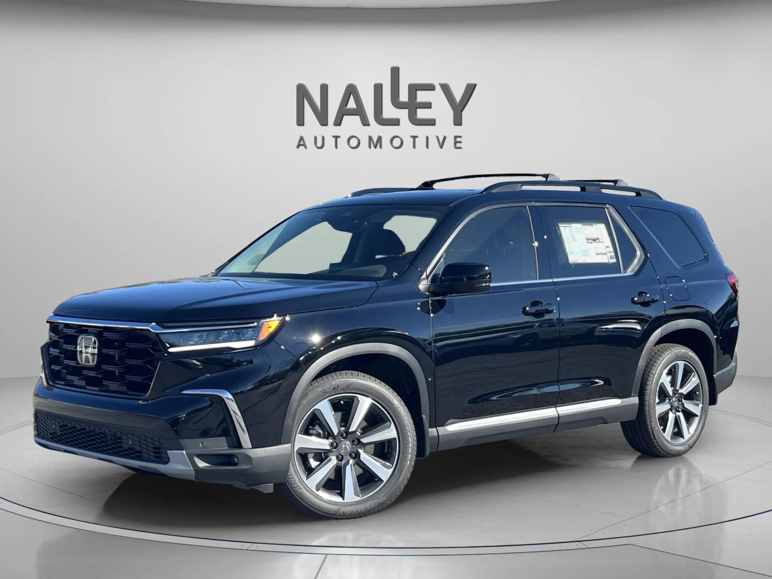 2025 Honda Pilot Touring's photo